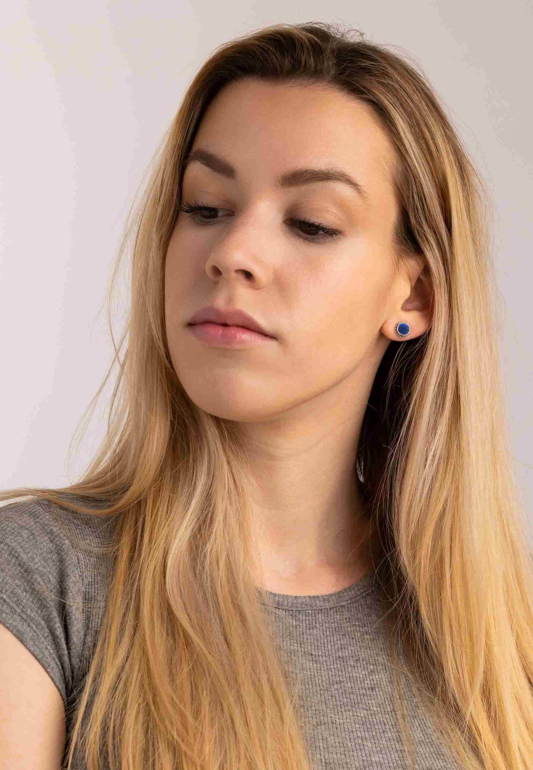 mantraroma Paar Ohrstecker PUNTI rund groß aus 925 Silber mit Lapis Lazuli günstig online kaufen