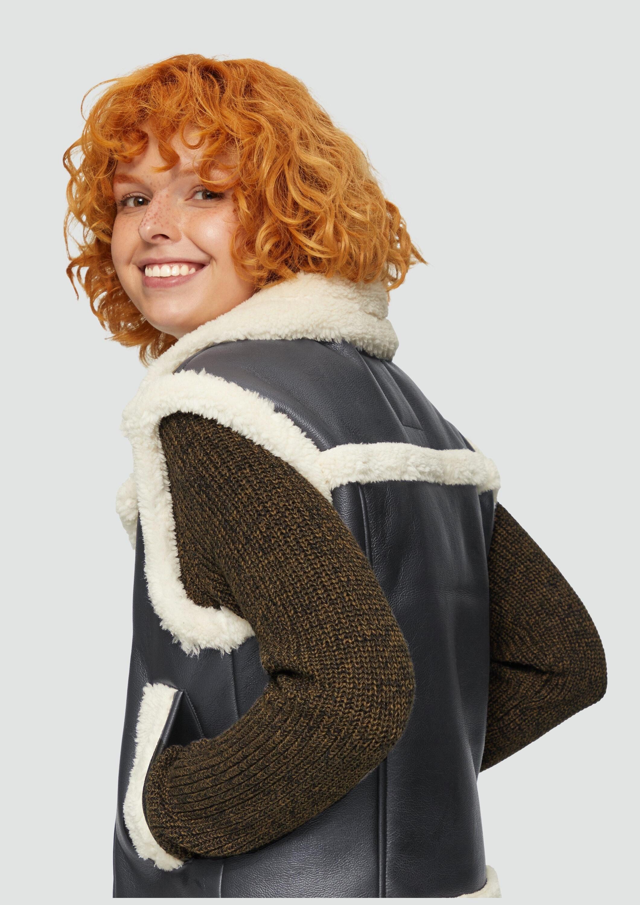 QS Outdoorjacke Outdoor-Weste Weste in Lammfell-Optik