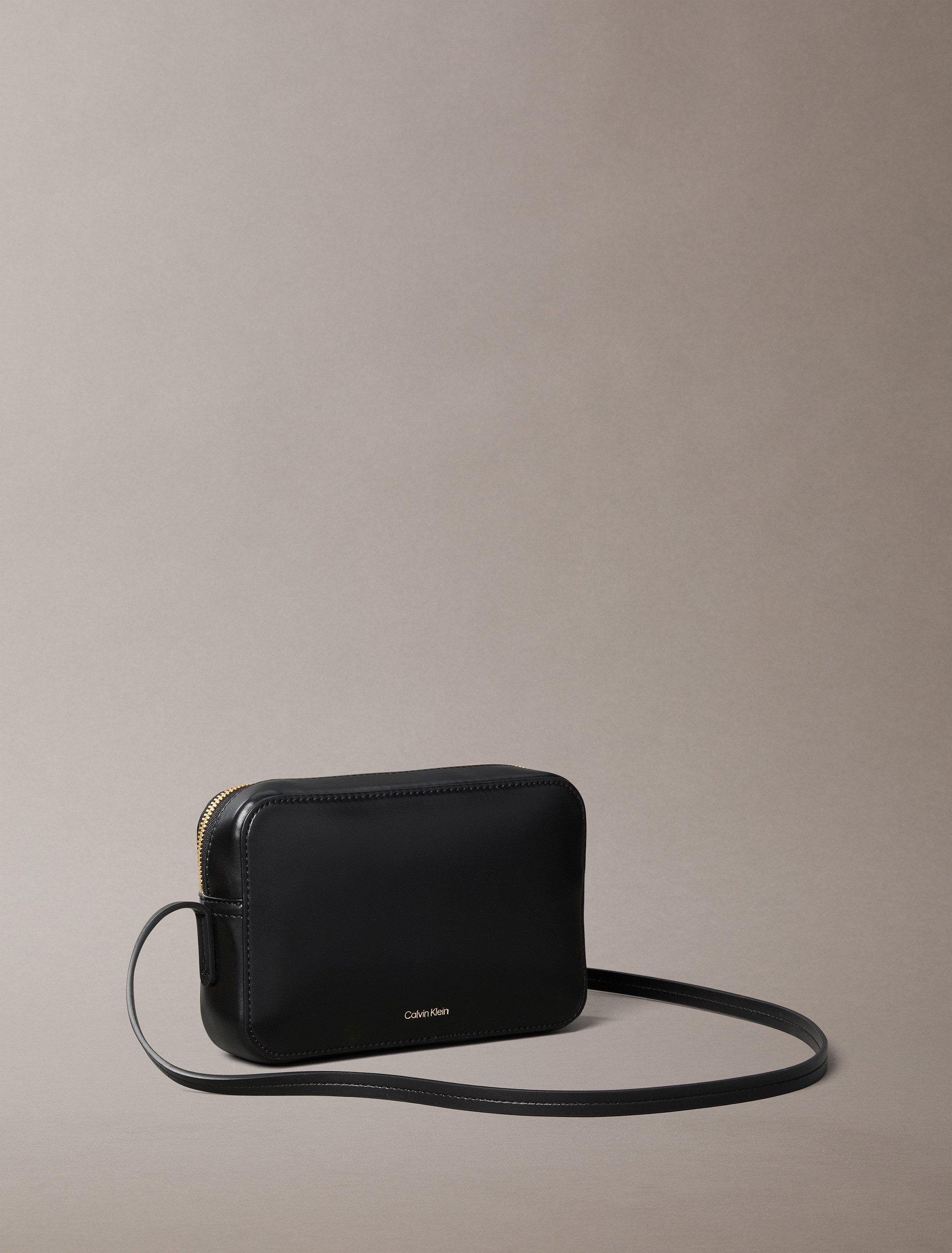 Calvin Klein Mini Bag CK CAMERA günstig online kaufen