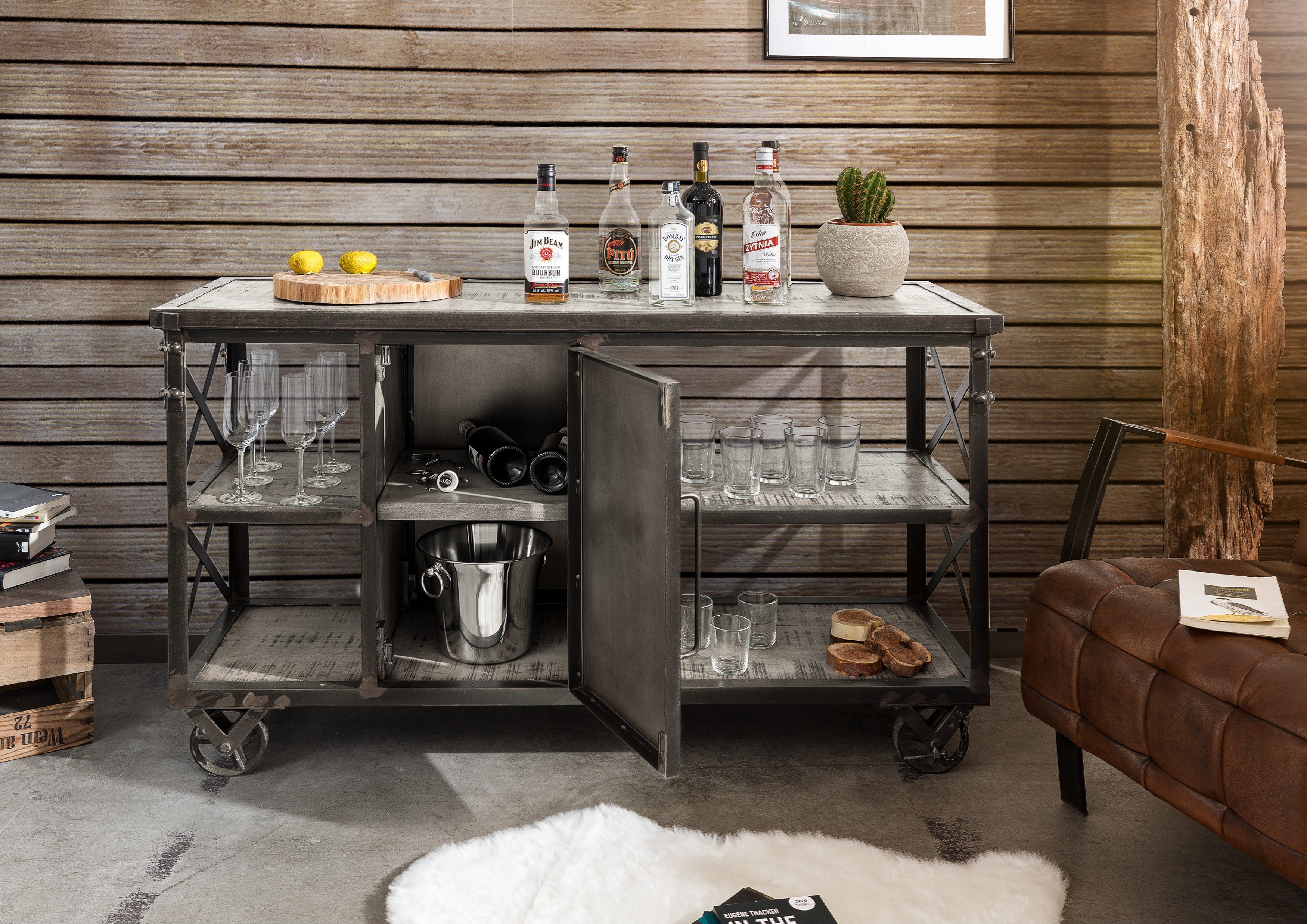 Massivmoebel24 Sideboard HEAVY INDUSTRY (137x46x82 Mango montiert)