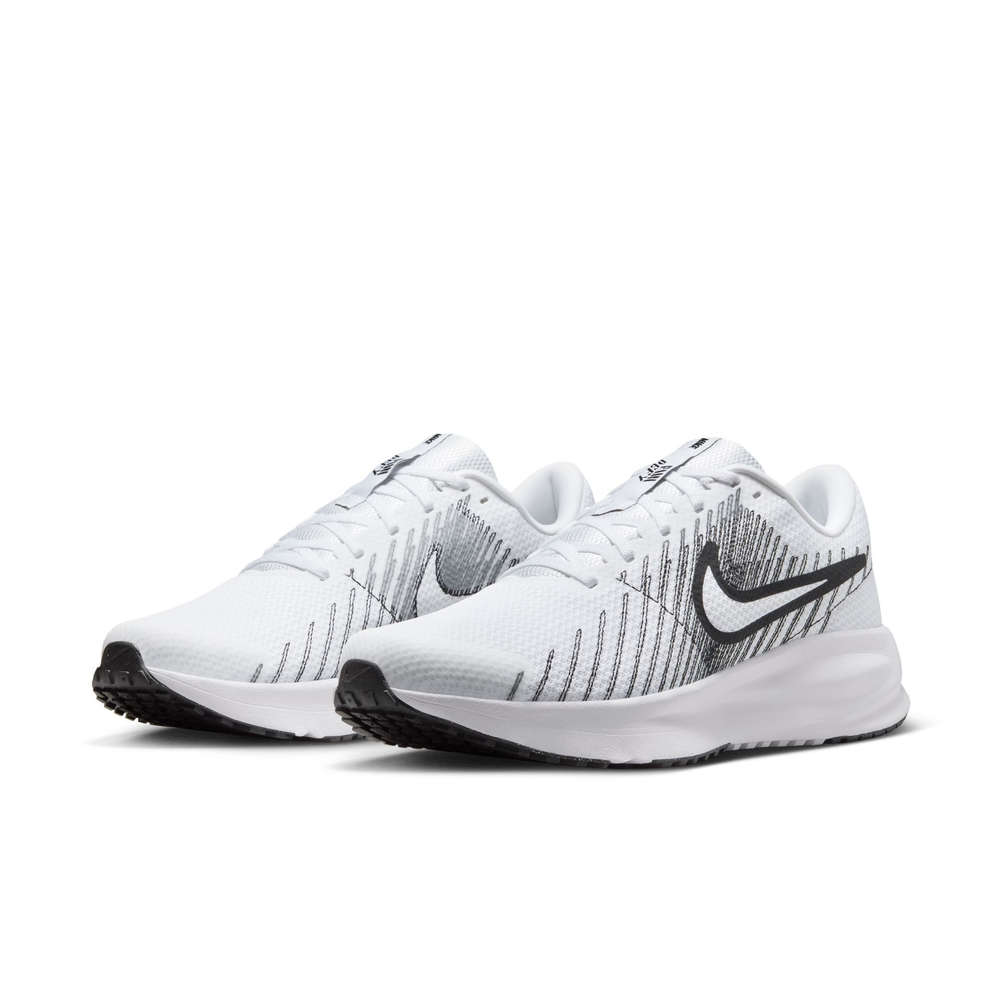Nike Run Defy Laufschuh