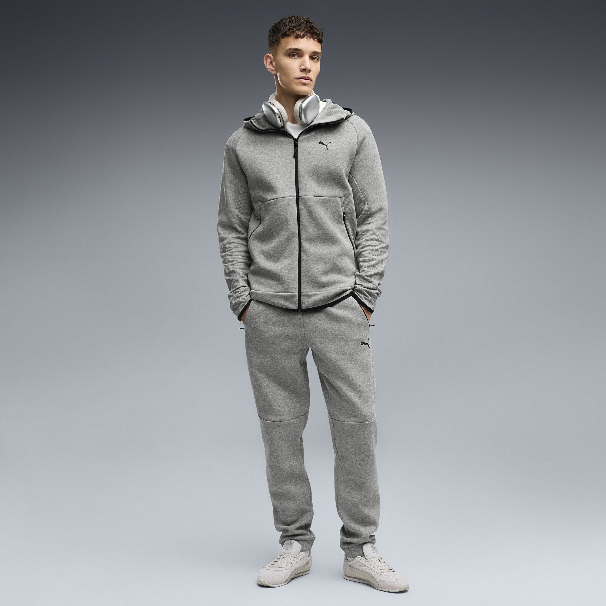 PUMA Sweatjacke PUMATECH Elevated Slim Kapuzenjacke Herren – Bild 4 von 5