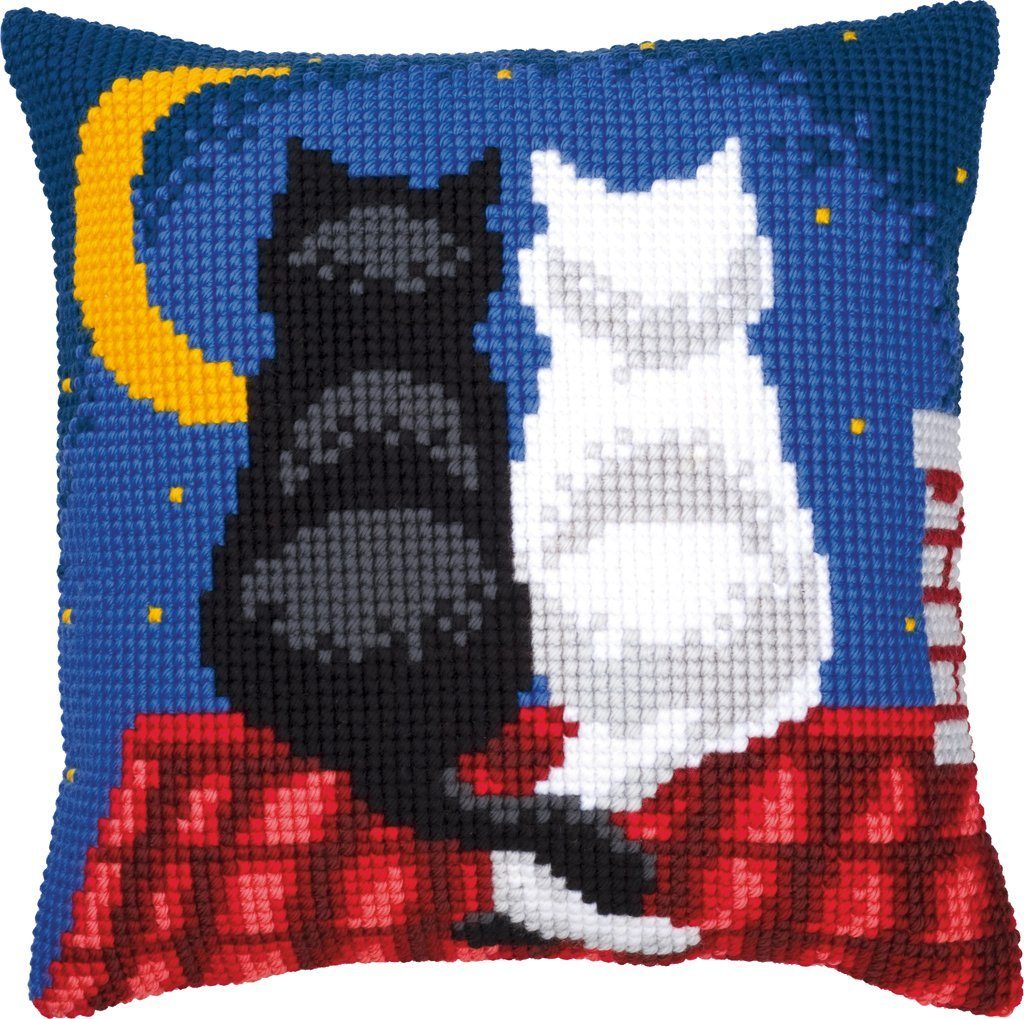 Vervaco Kreativset Vervaco PN-0008598 Stickkissen Zwei Katzen in der Nacht, (Set, Vervaco embroidery Kit), Made in Europe