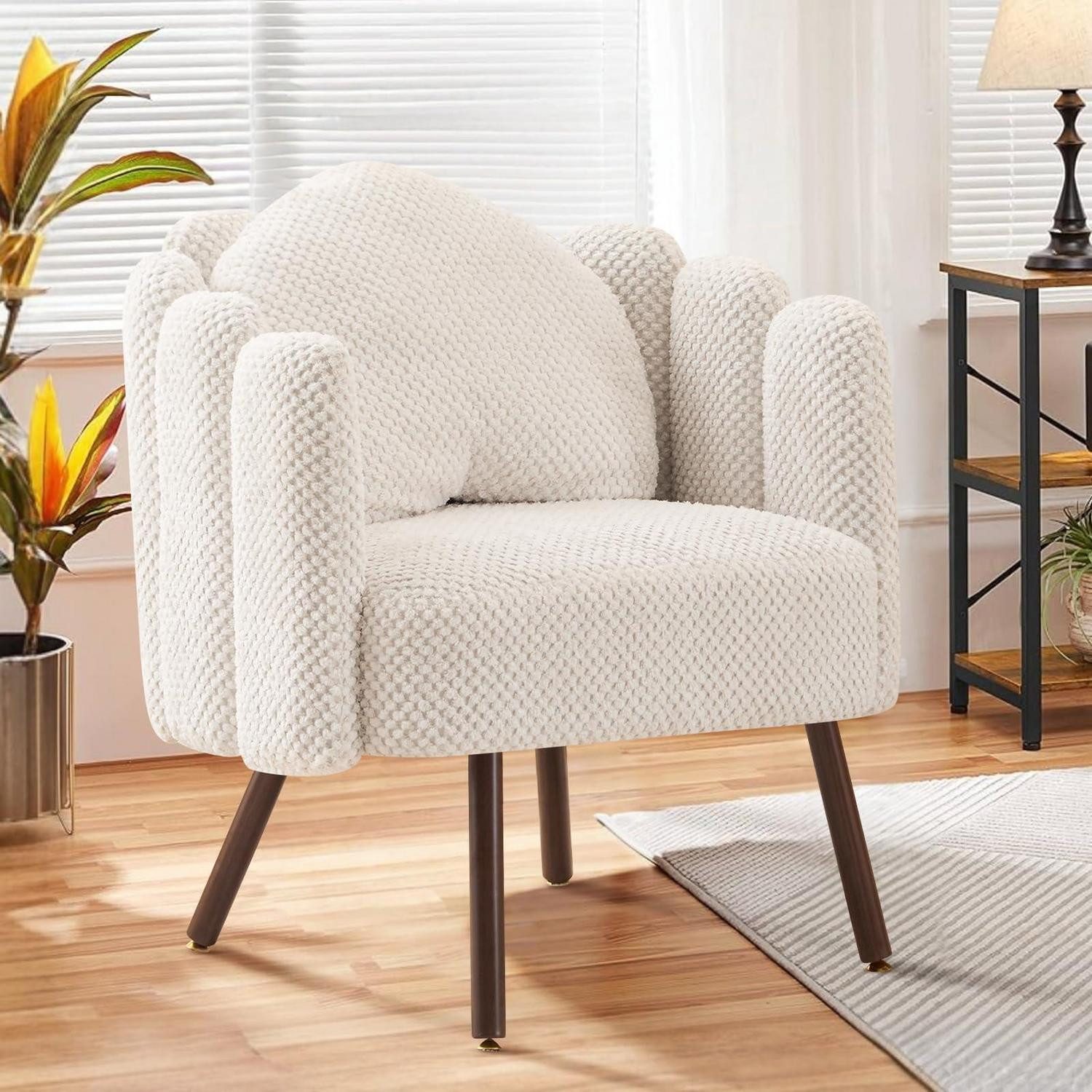 LuxusKollektion Loungesessel Sessel Muschelsessel Boucle Blütenblatt Rückenlehne Beige 1 Stück