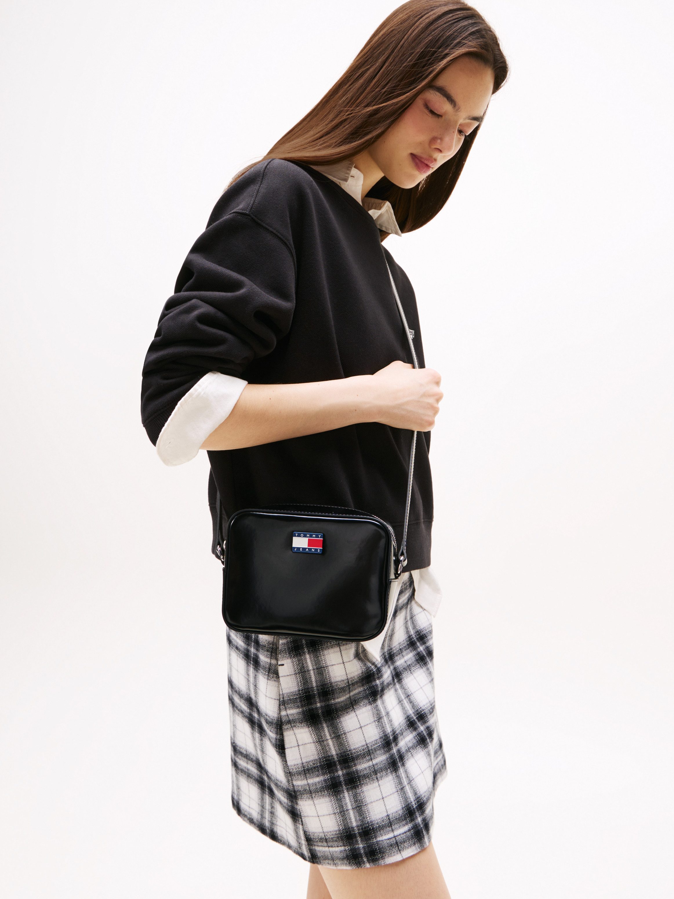 Tommy Jeans Umhängetasche TJW MUST CAMERA BAG, Damen Schultertasche, Miniba günstig online kaufen