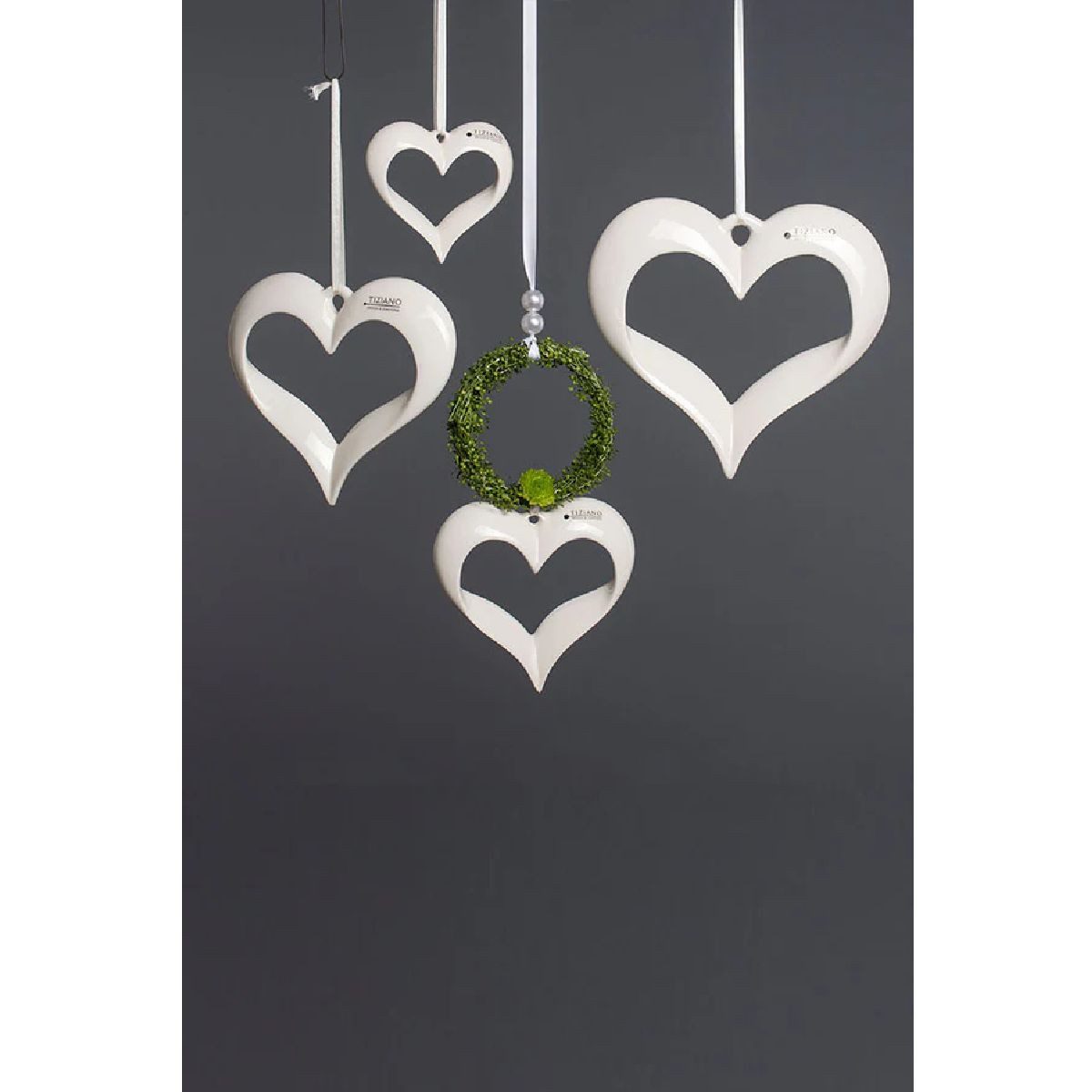 TIZIANO - DESIGN & EMOTIONS Dekohänger Herz Cuora – Frühlingsdeko zum Aufhängen – 4 Größen