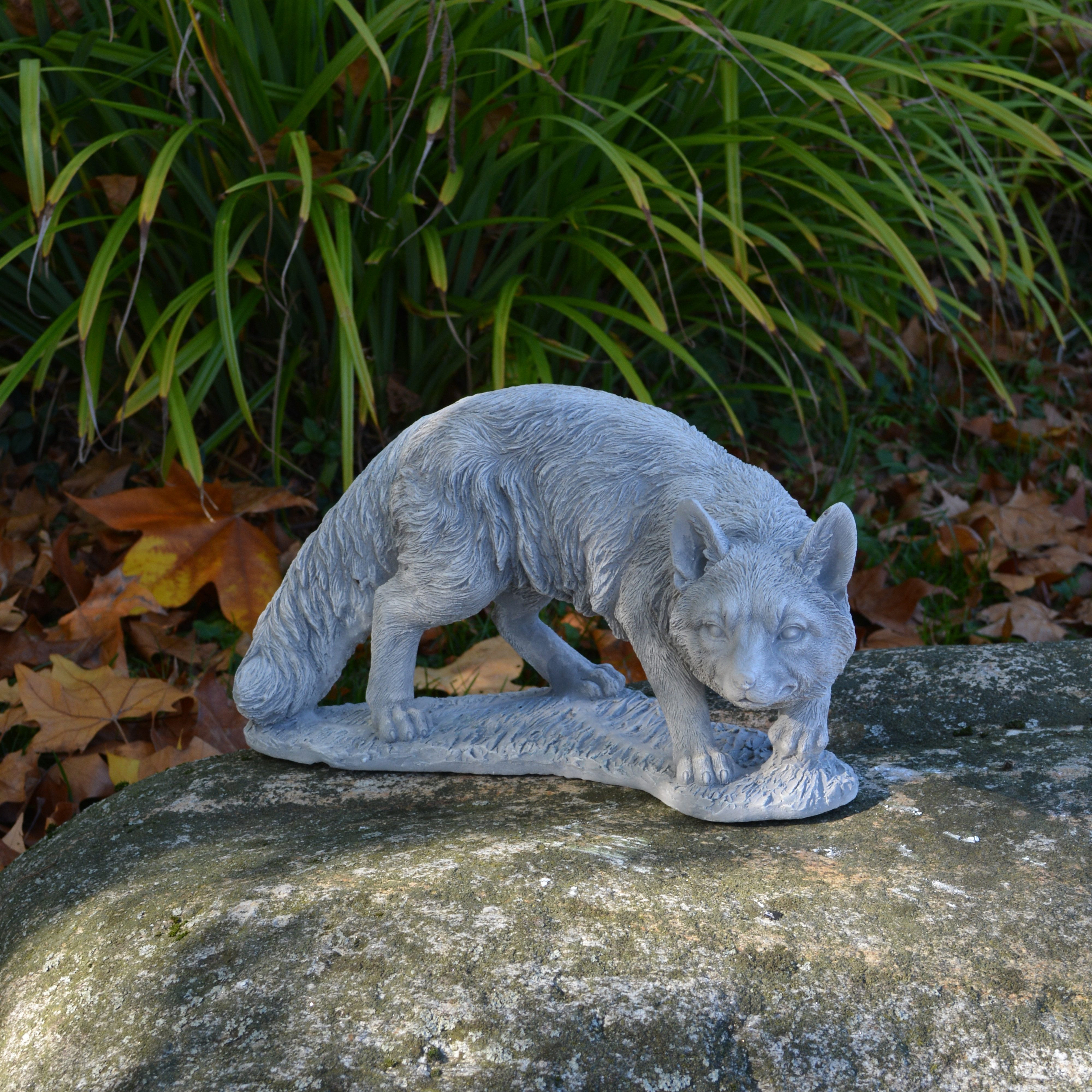 gartendekoparadies.de Gartenfigur Wilder Rotfuchs, H. 19 cm, 7 kg, Frostsicher