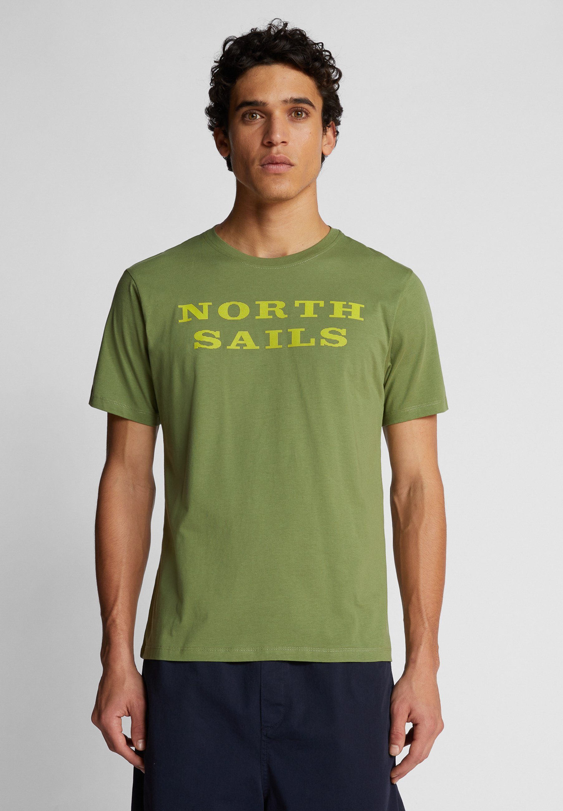 North Sails T-Shirt T-Shirt mit Schriftzug OLIVE GREEN