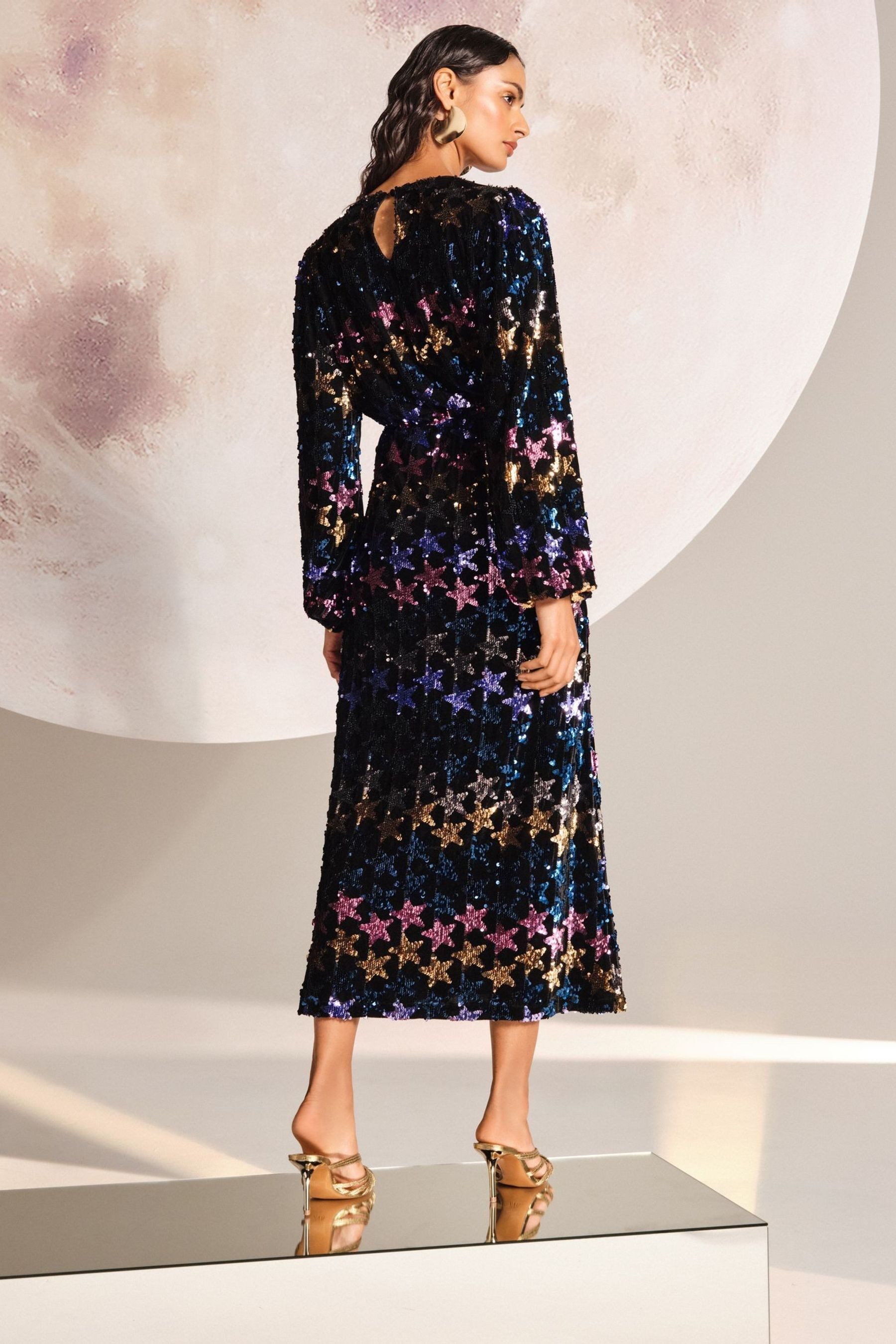 Love & Roses Midikleid Love & Roses Samt-Midikleid mit Pailletten Regular ( günstig online kaufen