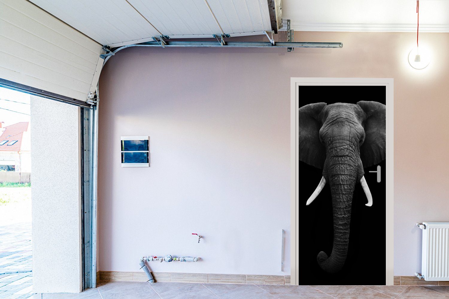 cm Wildtiere (1 Schwarz - für Porträt, St), Weiß Tür, - - MuchoWow - Matt, Elefant Türtapete 75x205 bedruckt, Fototapete Türaufkleber,