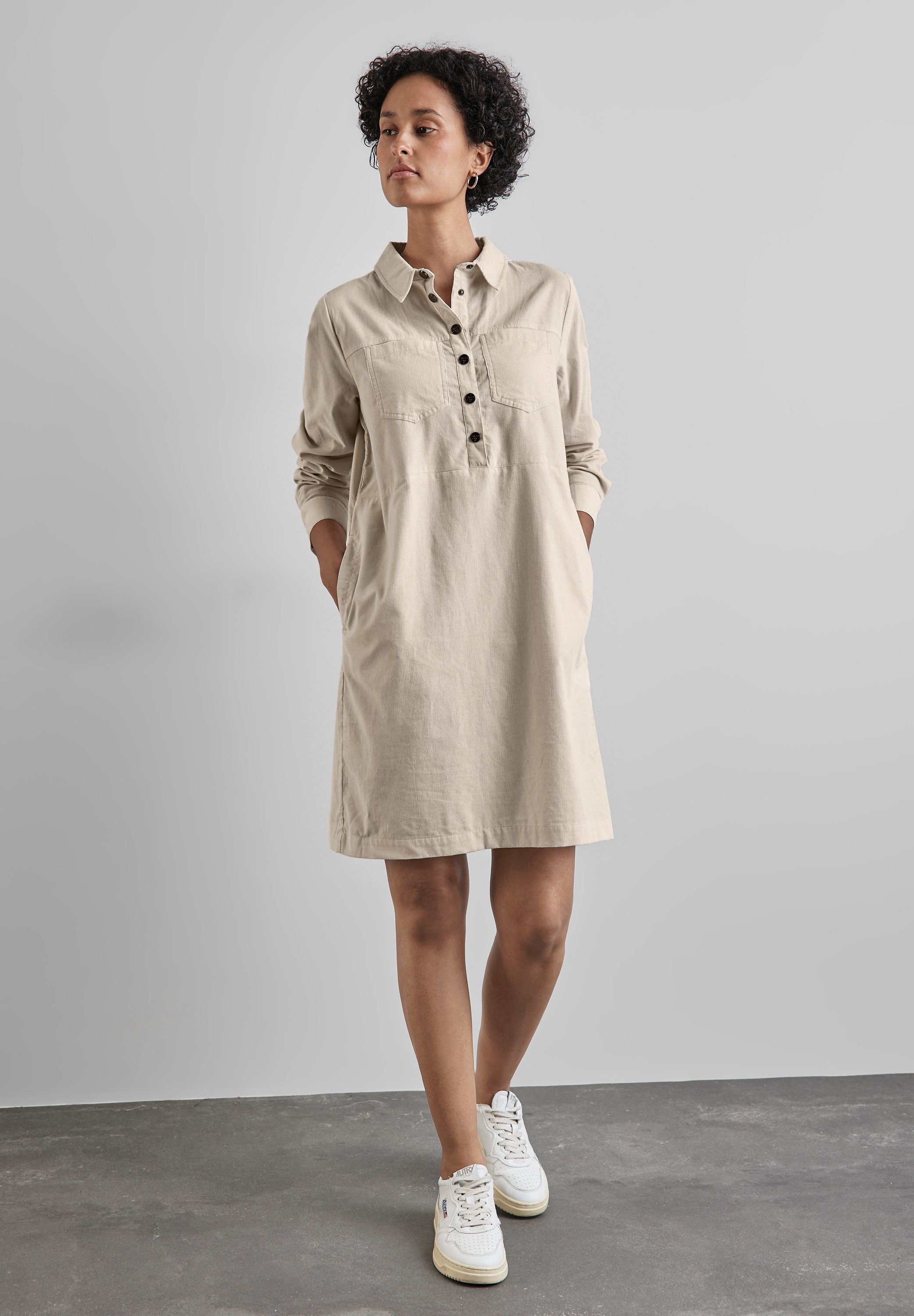 Midikleid