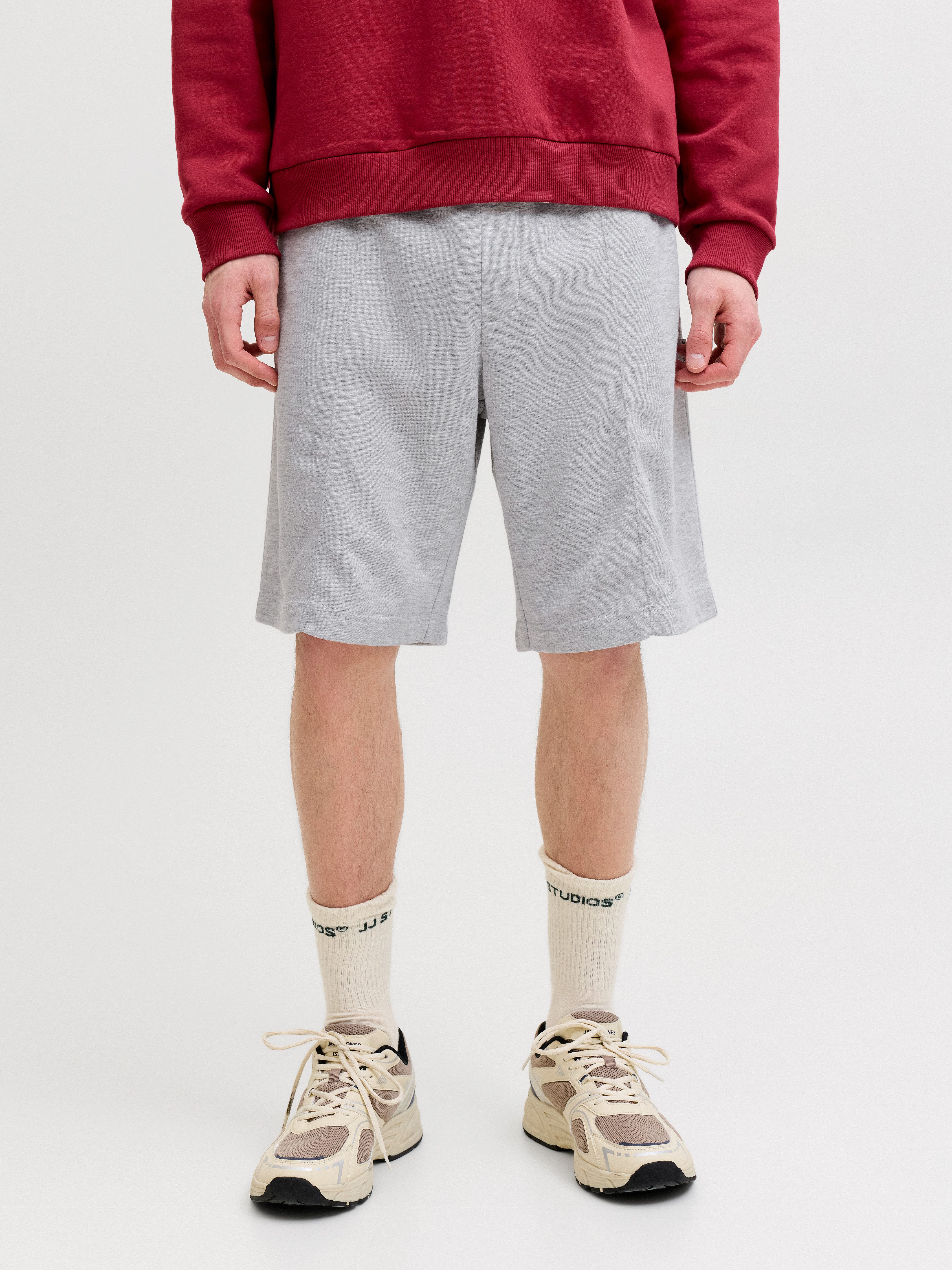 Jack & Jones Sweatshorts JPSTKARL BRADLEY PINTUCK SHORT STYD SS26 Materialmix, relexed fit