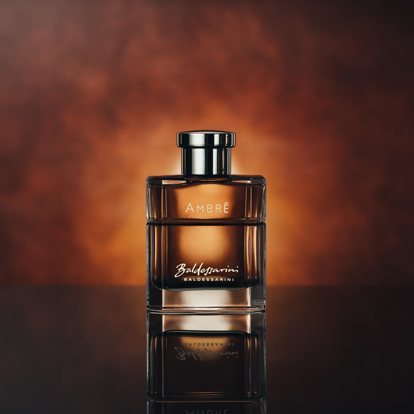 BALDESSARINI Eau de Toilette Baldessarini Ambre Eau de Toilette 50ml, 1-tlg., mit fruchtigen Akzenten