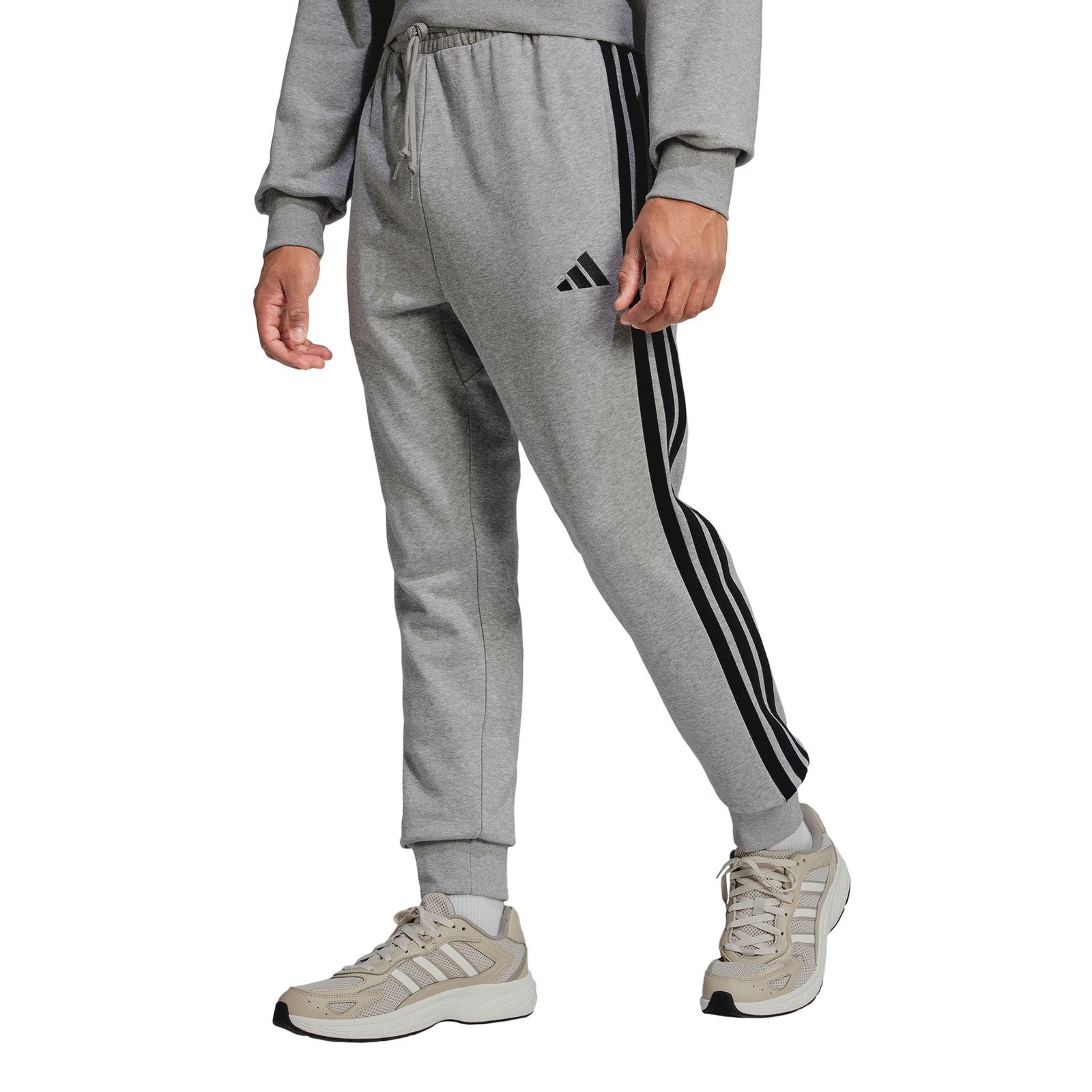 adidas Sportswear Jogginghose Essentials 3-Streifen French Terry Hose mit markentypischen Details