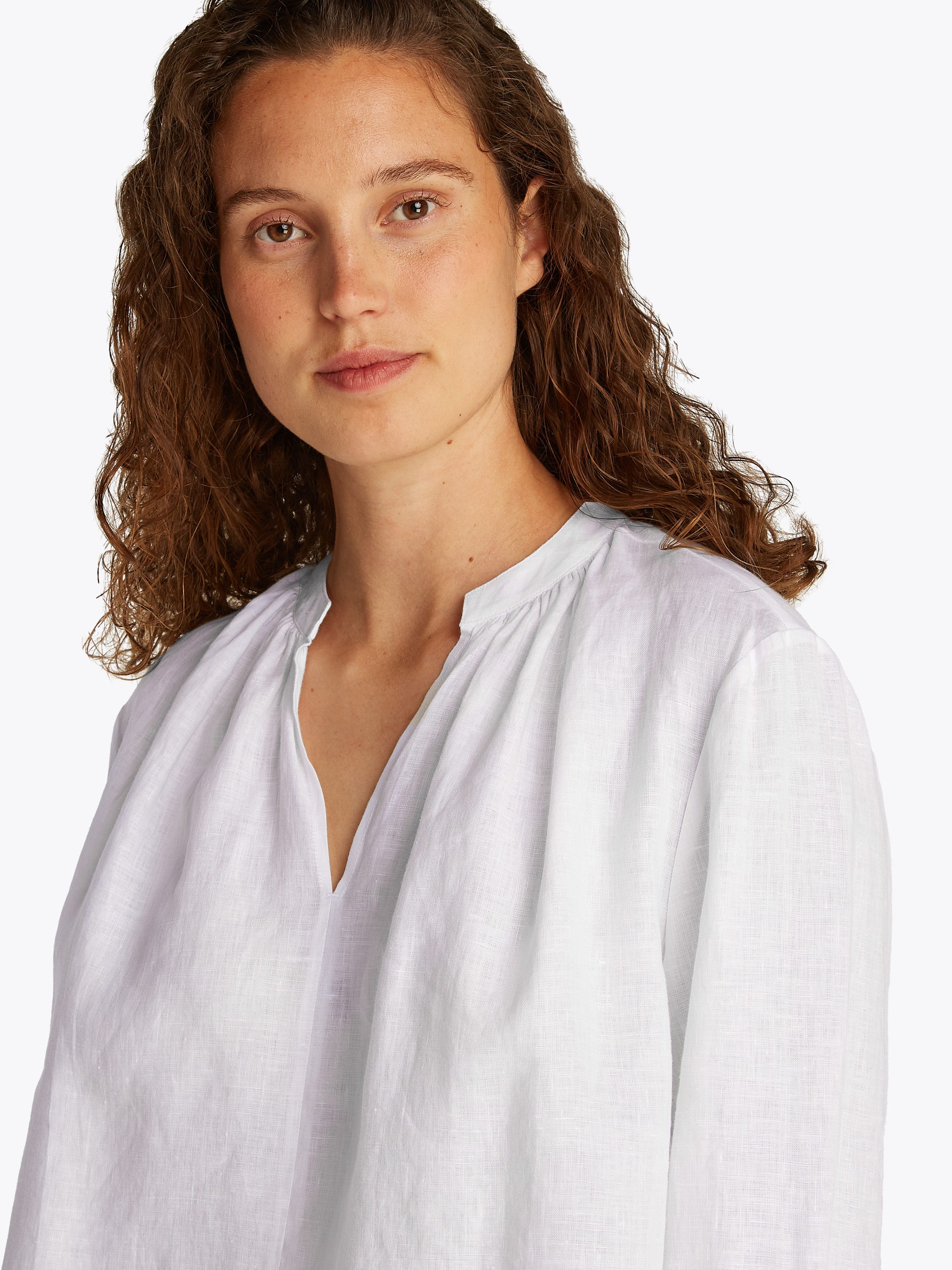 Tommy Hilfiger Klassische Bluse ESS LINEN V-NECK BLOUSE mit Raffung,kühlend günstig online kaufen