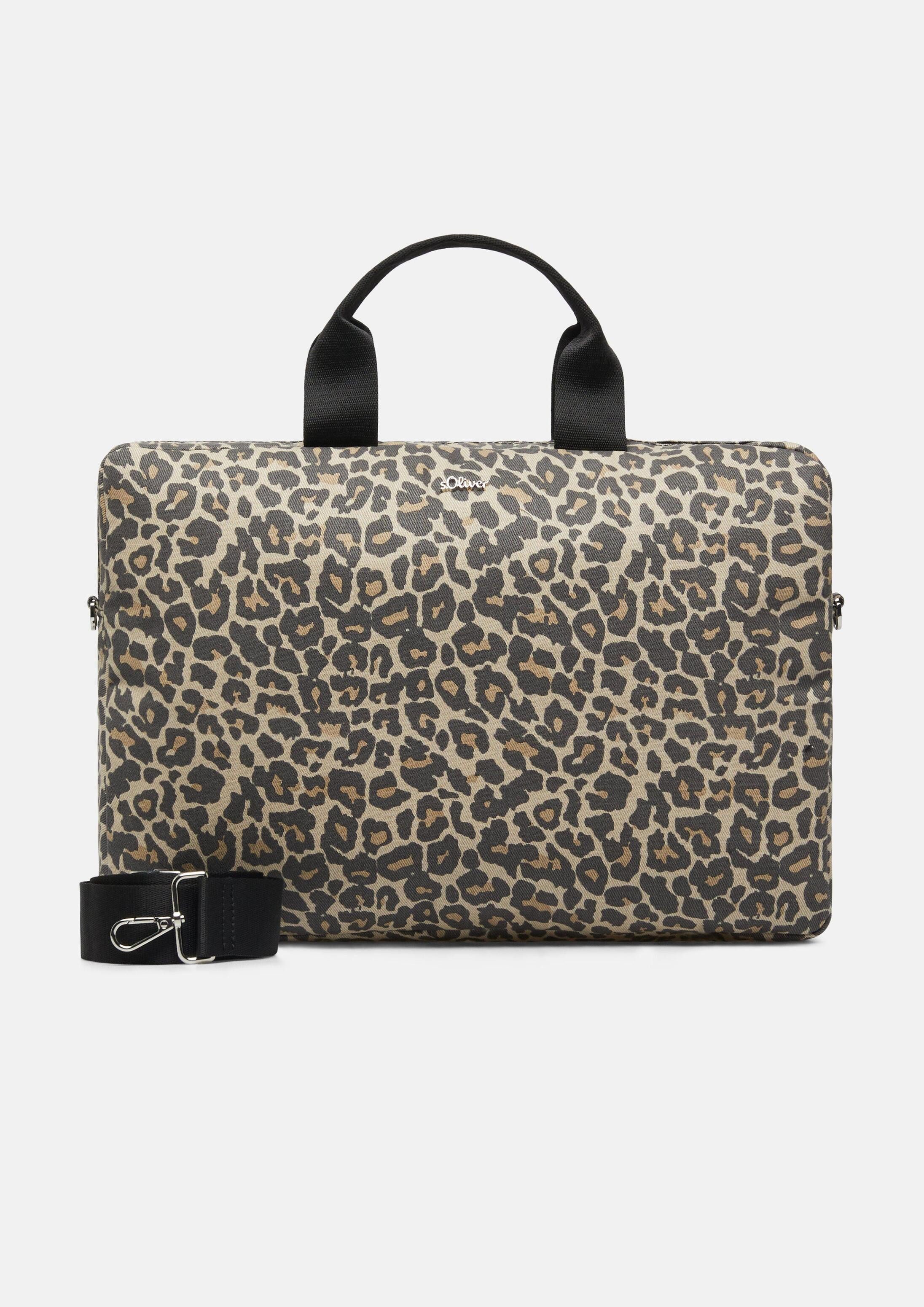 s.Oliver Schultertasche Tasche, Wasserabweisende Tasche mit Animal-Muster und Reißverschluss