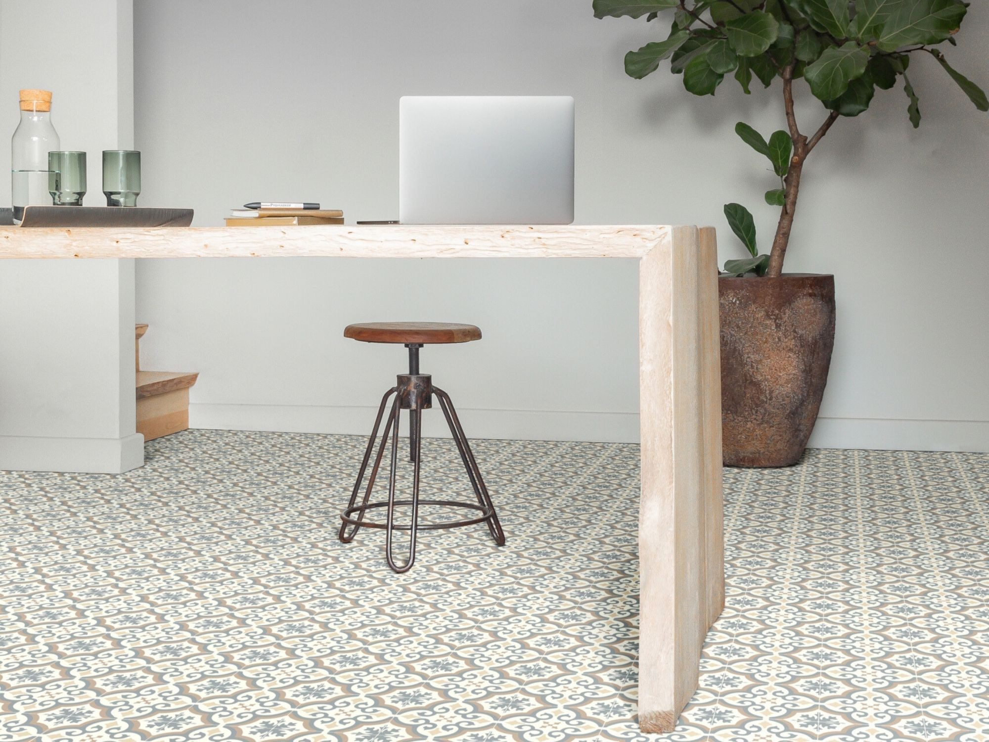 misento Vinylboden Astell in Fliesenoptik, für Feuchtraum- und Privatbereiche, PVC Bodenbelag Meterware 200/400 cm breit, Stärke 2,5 mm – Bild 2 von 5