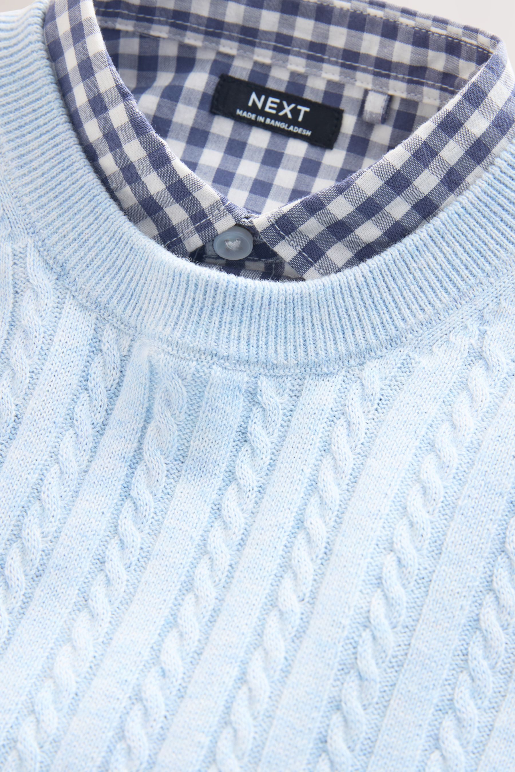 Next 2-in-1-Pullover Pullover mit Zopfstrickmuster und Hemdeinsatz (1-tlg)