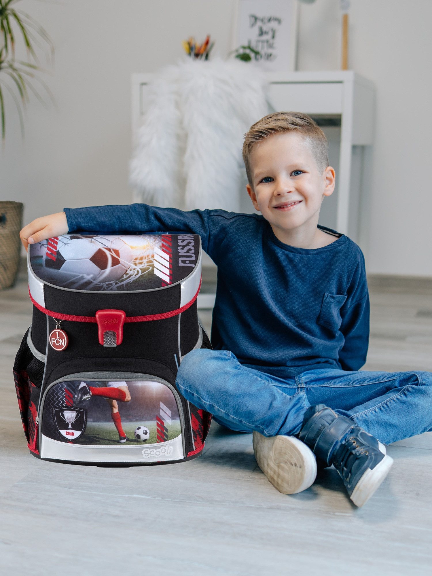 Scooli Schulranzen Campus Fit Fussball Schultasche 1. FC Nürnberg FCN Club Ranzen (Set, 6-tlg., mit gefüllter Federmappe und Sporttasche), mit Brustgurt, 980 Gramm leicht, limited Edition
