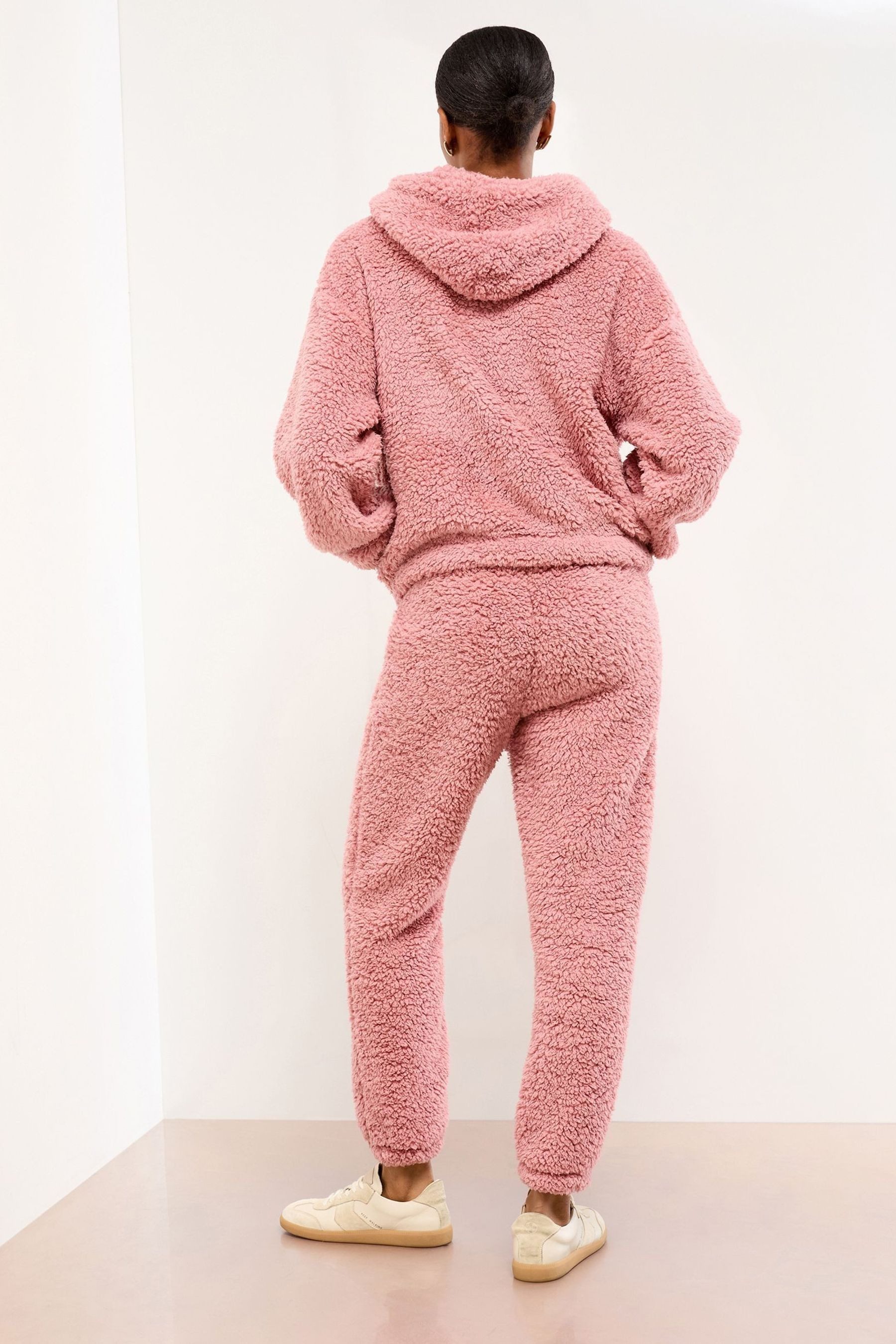 LIPSY Kapuzenpullover Lipsy Kuschelset aus Hoodie und Jogginghose (2-tlg) günstig online kaufen