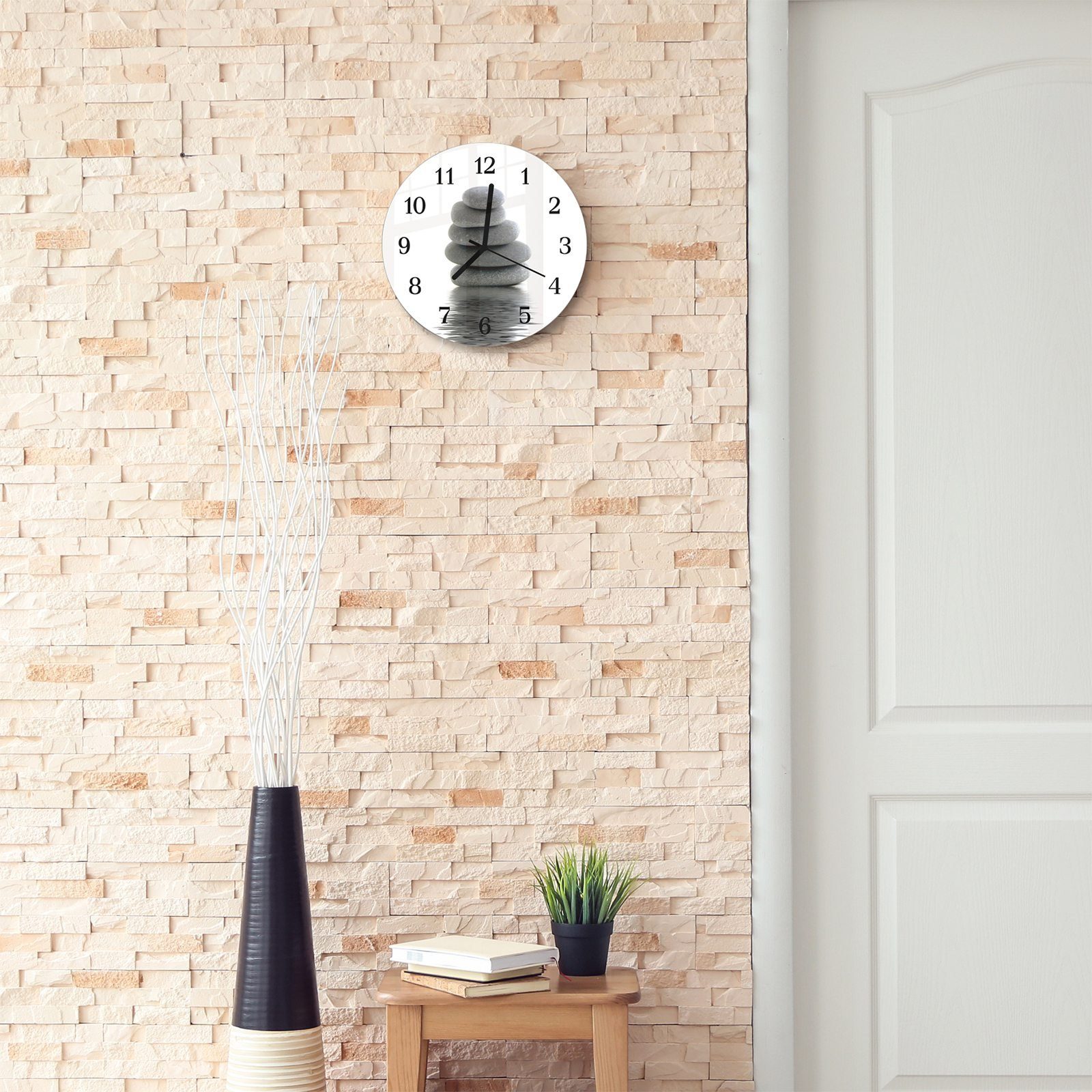 Primedeco Wanduhr Wanduhr Wasser aus mit Steine mit Motiv cm - gestapelt Rund und 30 Quarzuhrwerk Glas auf Durchmesser