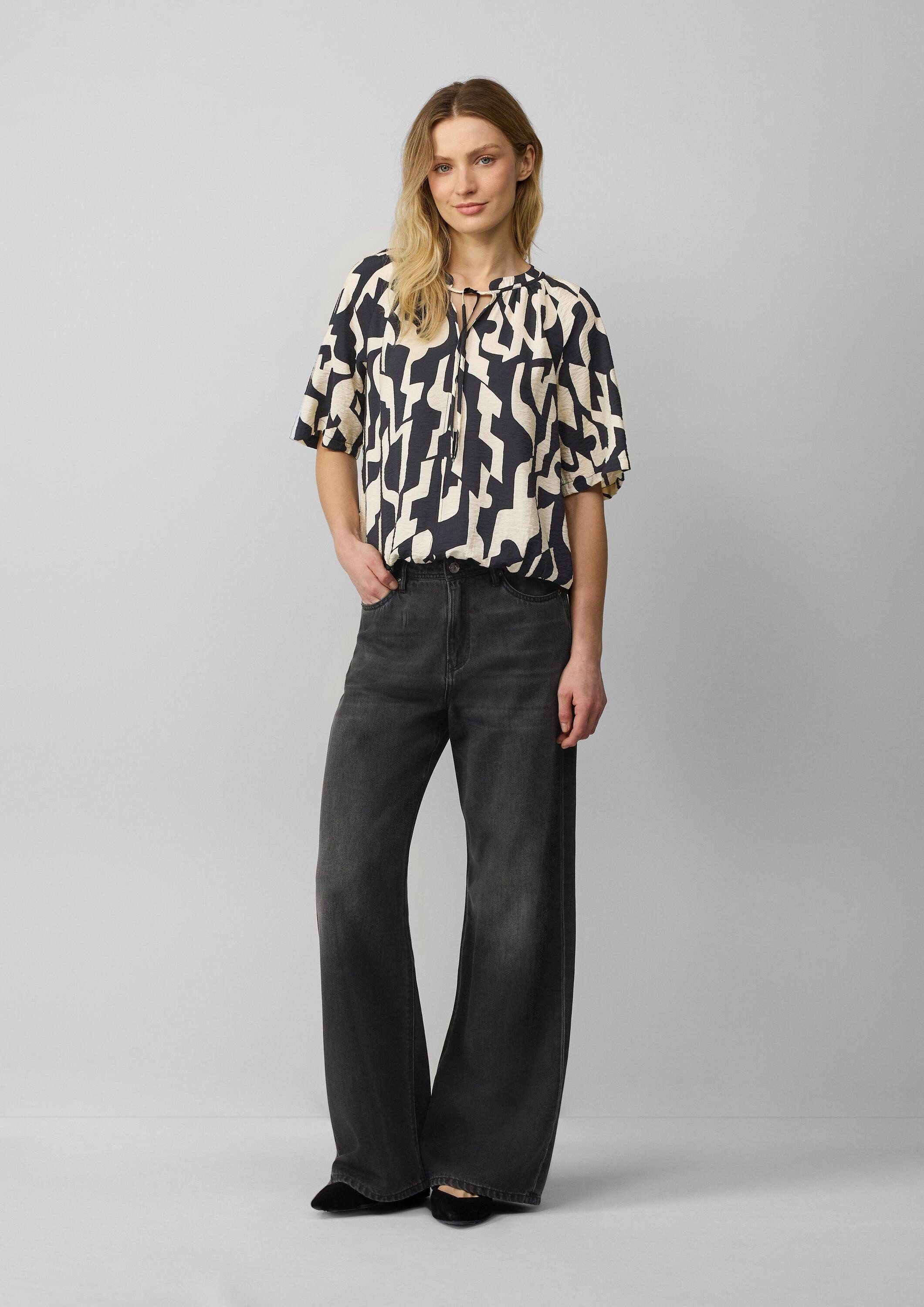 s.Oliver Kurzarmbluse Bluse Strukturierte Bluse mit Halbarm im O-Shape