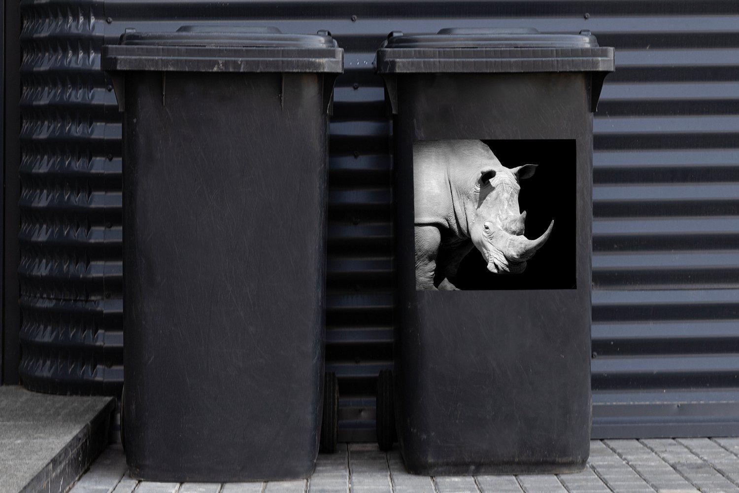 Wandsticker Container, (1 St), Mülltonne, Tier Rhinozeros Abfalbehälter Mülleimer-aufkleber, MuchoWow Sticker, - - Porträt