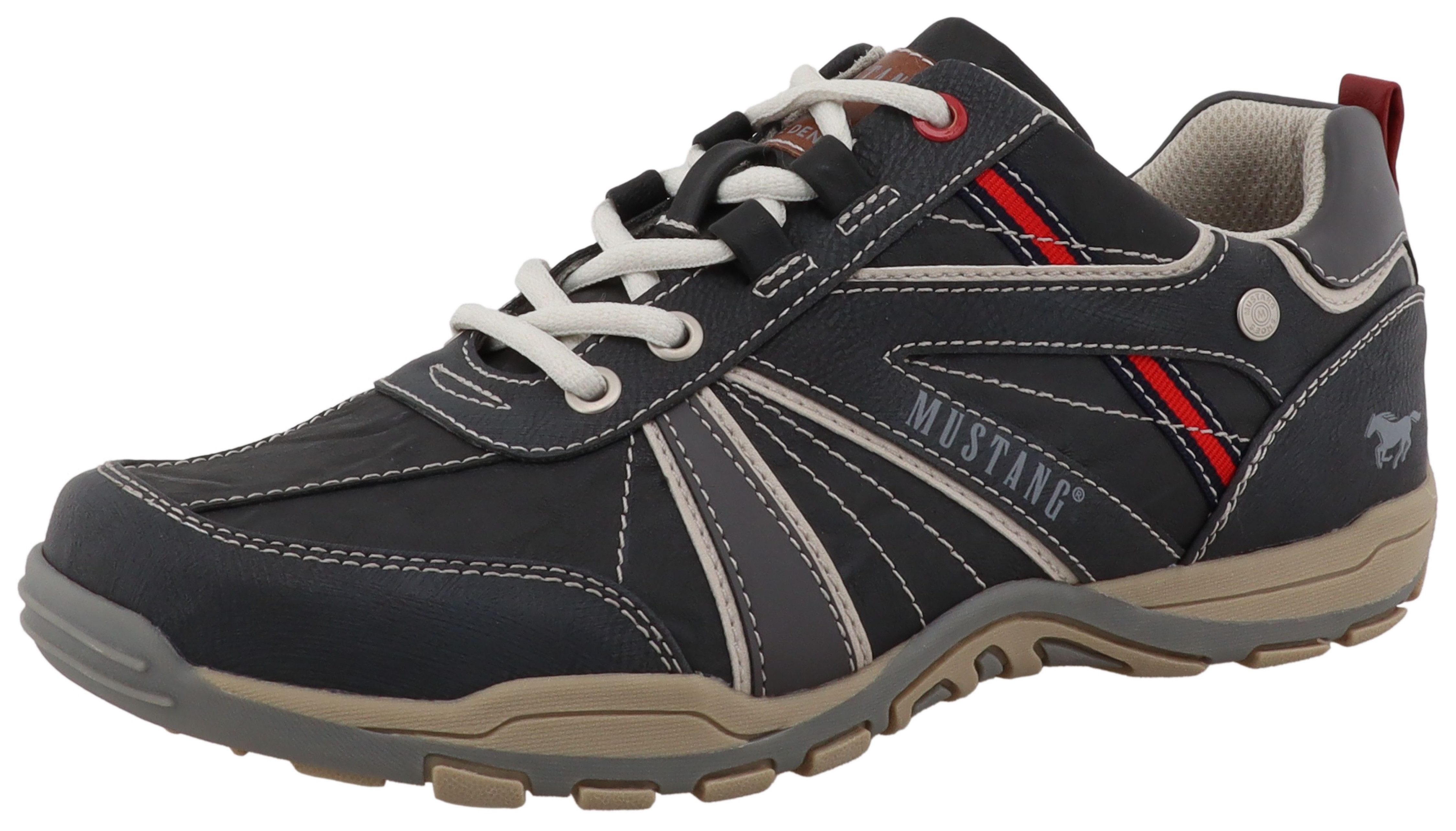 Mustang Shoes Ferdinando Sneaker Freizeitschuh, Halbschuh, Schnürschuh mit auffälligen Kontrastnähten
