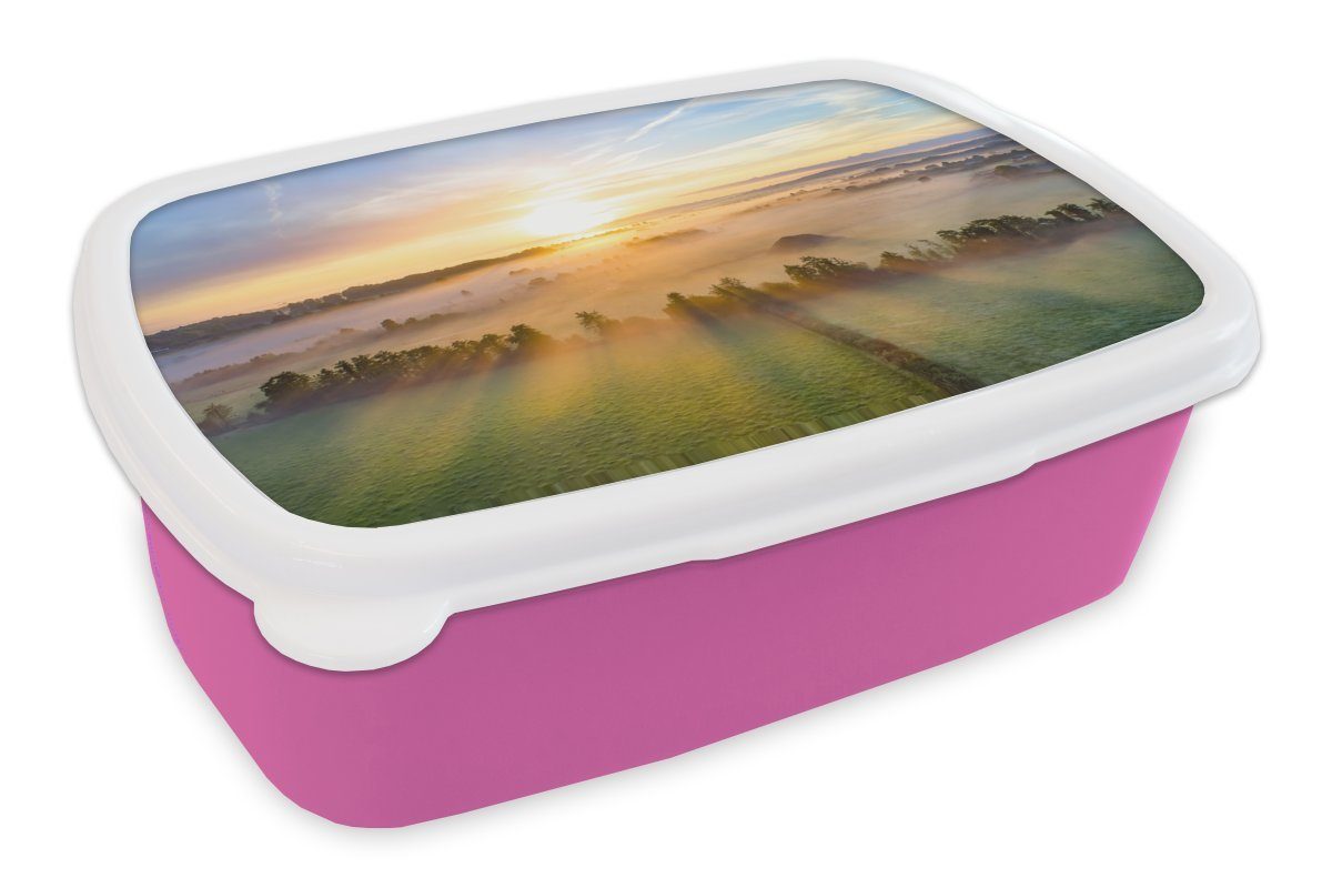 MuchoWow Lunchbox Farbenfroher Sonnenaufgang über einer ruhigen Landschaft, Kunststoff, (2-tlg), Brotbox für Erwachsene, Brotdose Kinder, Snackbox, Mädchen, Kunststoff rosa