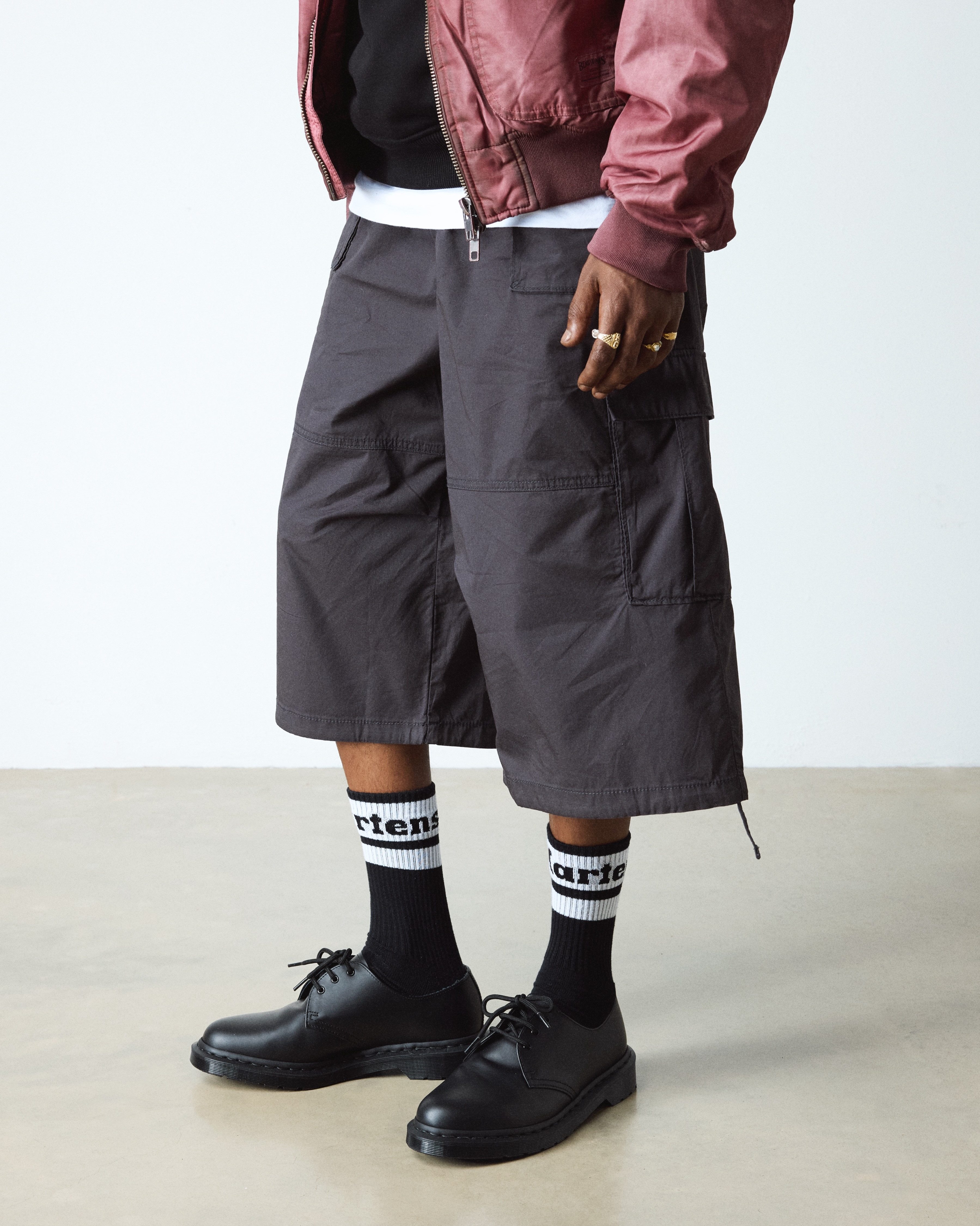 DR. MARTENS Socken Athletic Logo Organic Cotton Blend Socken (1-Paar) mit vertärktem Fersen- und Zehenbereich, druckfreier Bund
