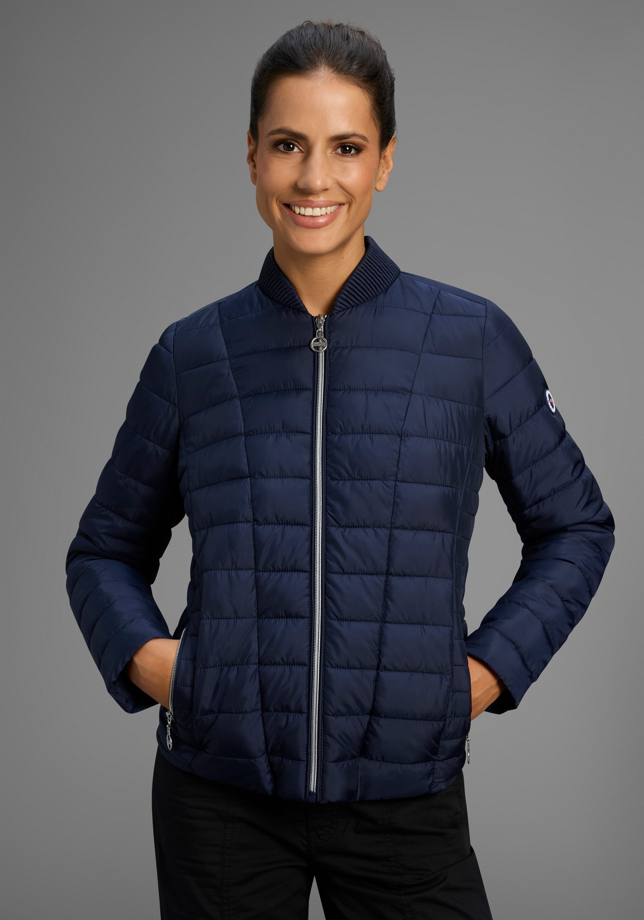 KangaROOS Steppjacke Übergangsjacke, figurbetonter Schnitt, hüftlange Passform