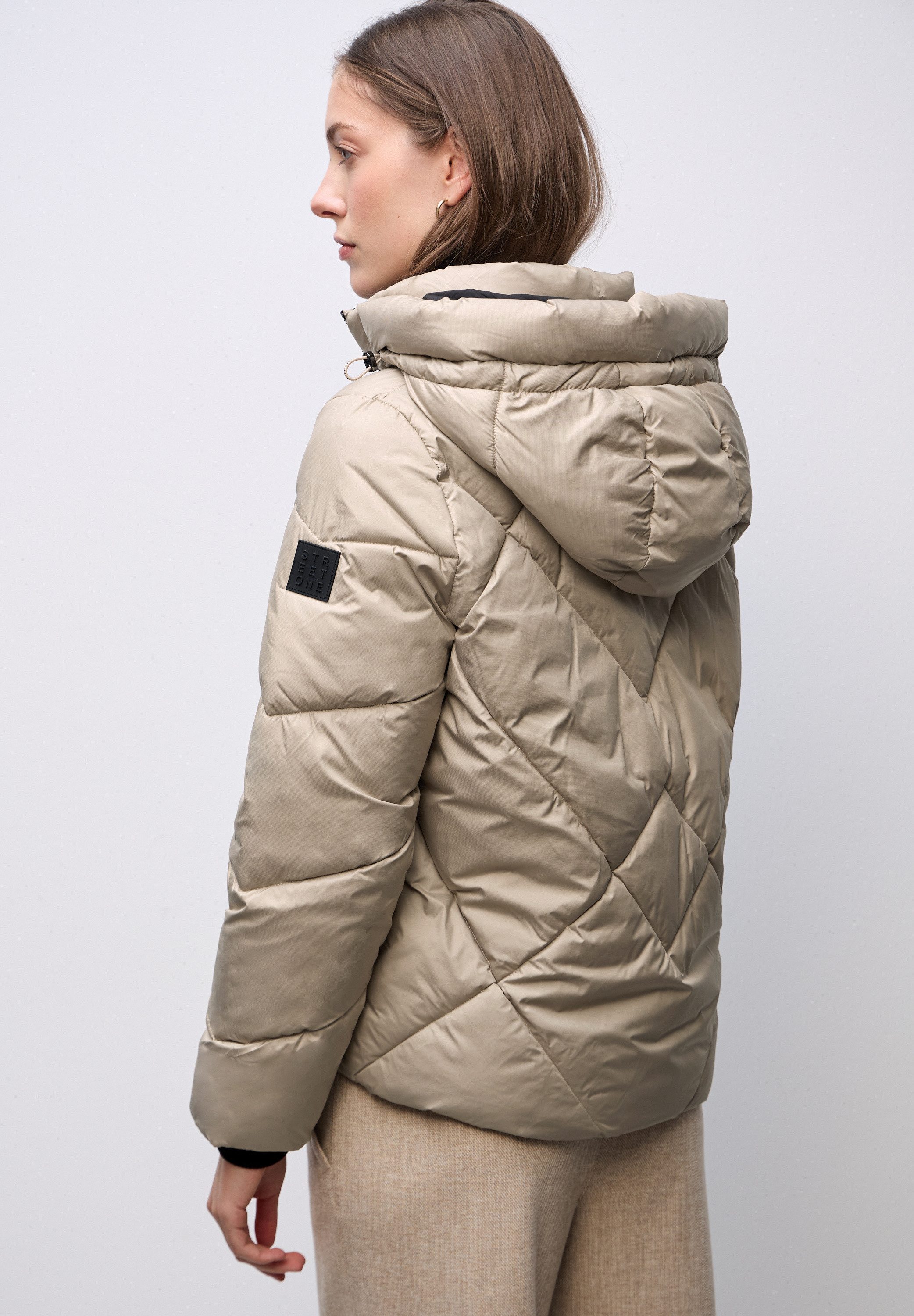 STREET ONE Steppjacke mit Kapuze mit Tunnelzugband