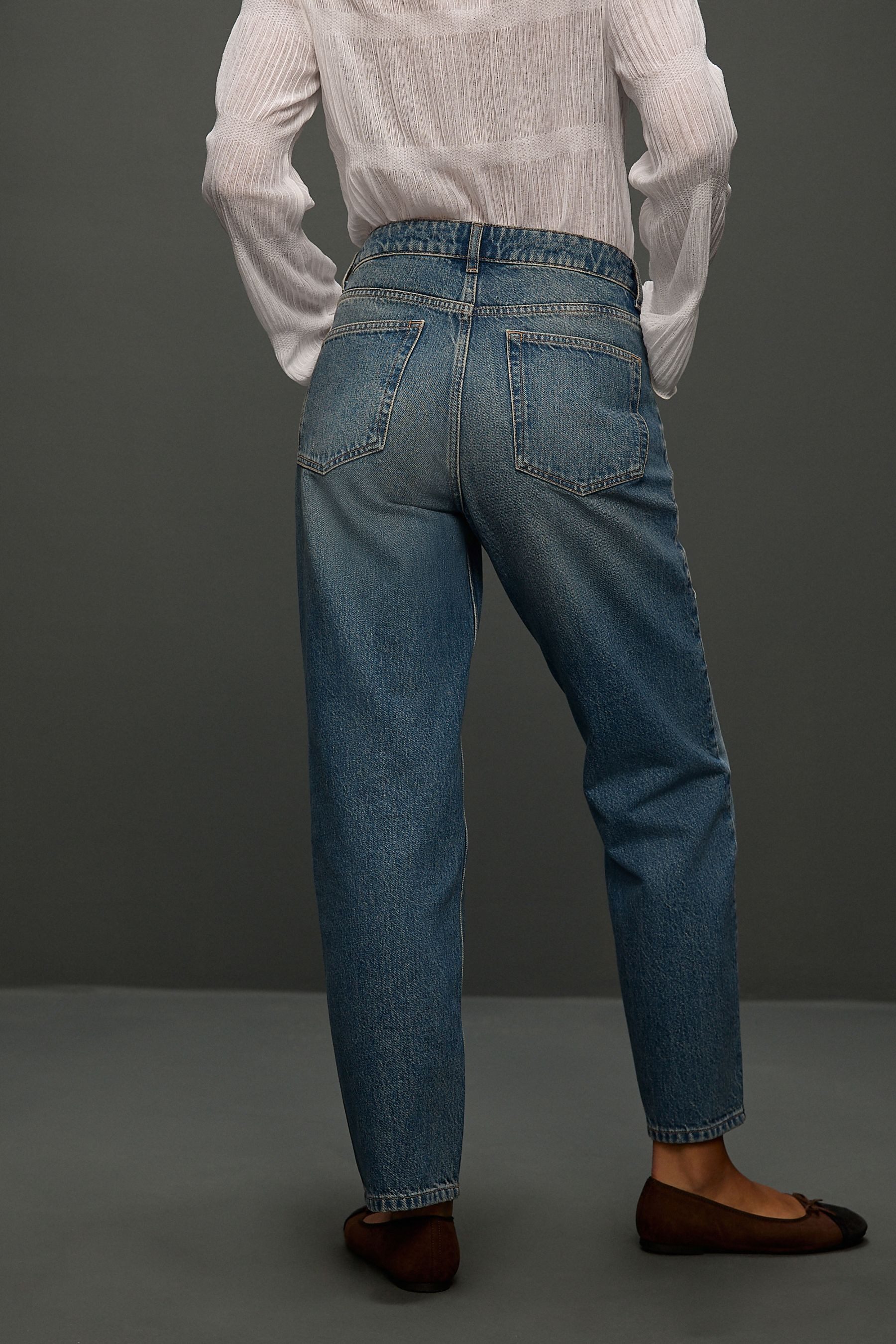 Next Gerade Jeans Knöchellange Straight Fit Jeans mit Schal (2-tlg)