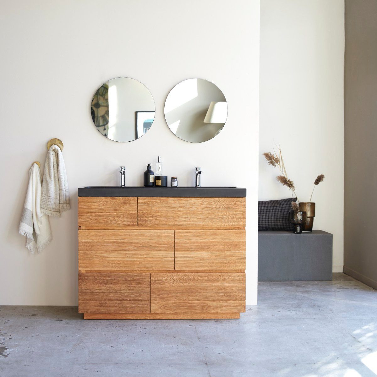 Tikamoon Waschtisch Waschtisch aus Eiche mit integrierten Lavastein Waschbecken 120 cm