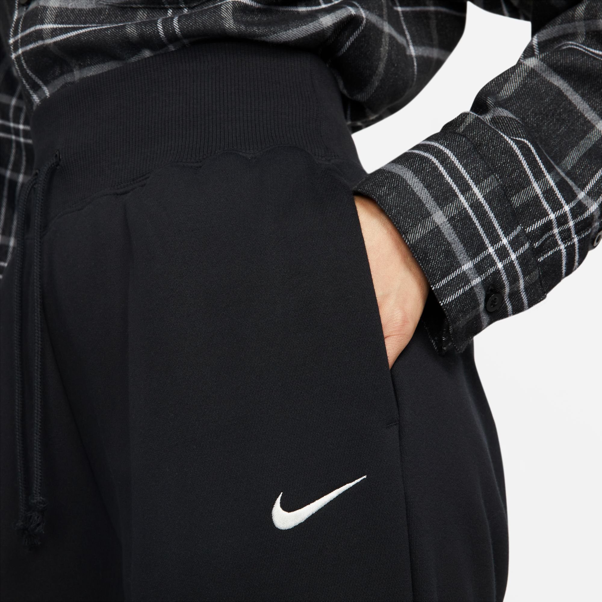 Nike Sportswear Jogginghose BLACK/SAIL PHOENIX SWEATPANTS OVERSIZED HIGH-WAISTED FLEECE WOMEN'S