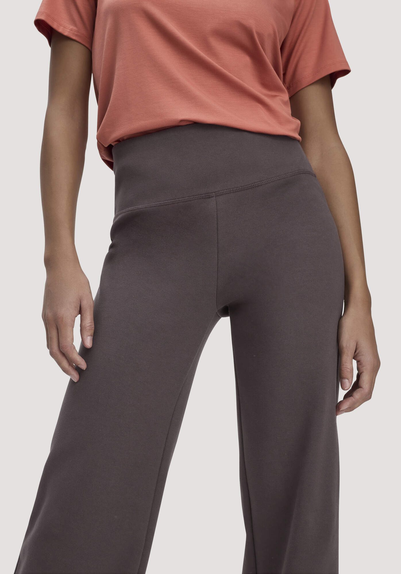 Hessnatur Shorts ACTIVE COMFORT aus Bio-Baumwolle (1-tlg)