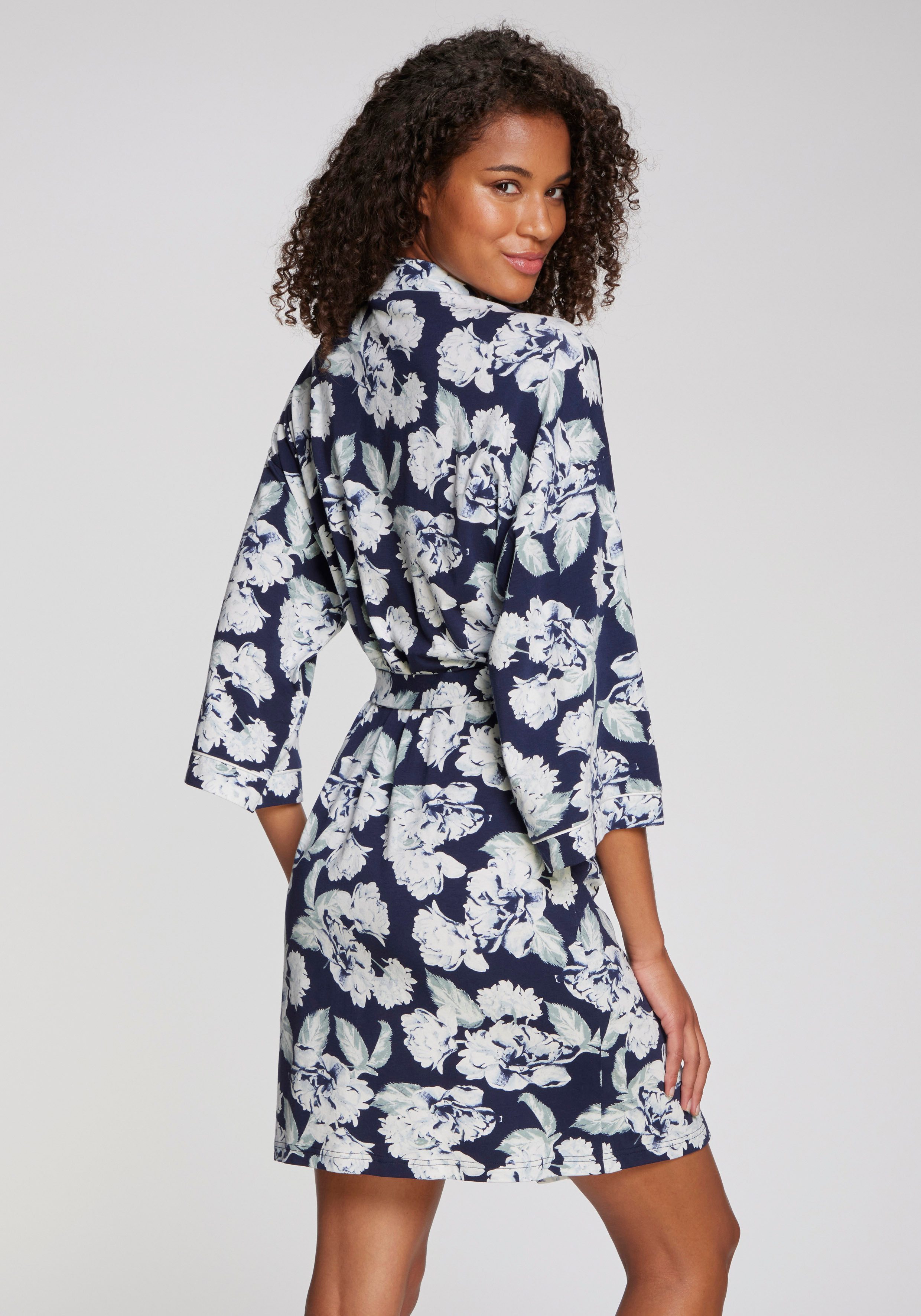 LASCANA Kimono, Kurzform, Baumwoll-Mix, Kimono-Kragen, Gürtel, mit schönem Blumenmuster