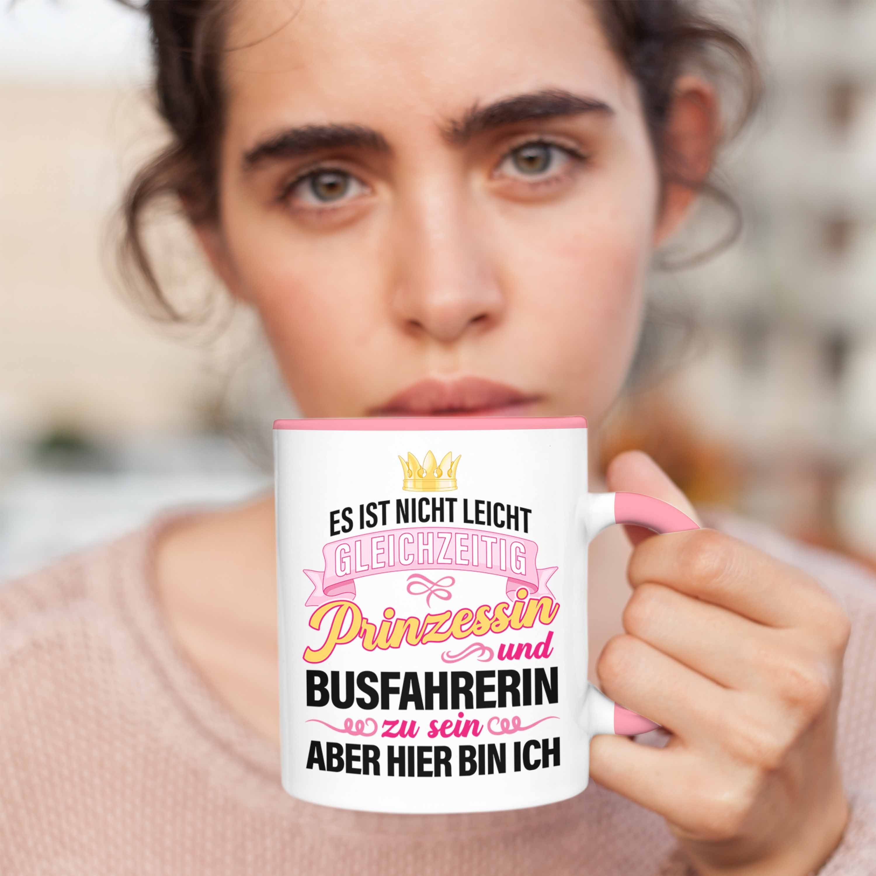 Trendation Geschenk Tasse Trendation Bus-Fahrerin Zubehör Geschenkidee Rosa Lustig Becher Busfahrerin - Spruch Prinzessin Tasse