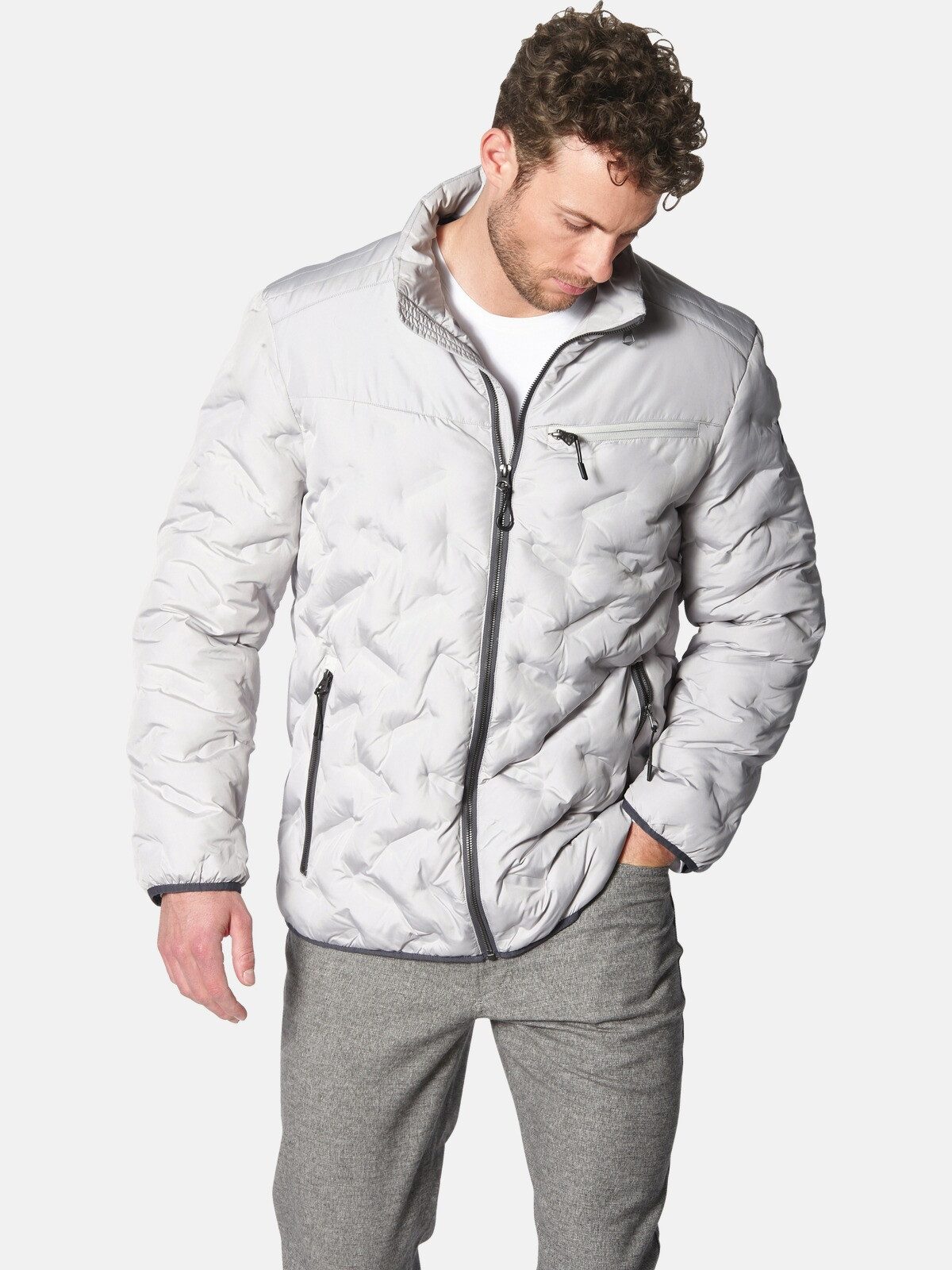 Babista Outdoorjacke LASOTOLLI Stilvolle Kontrastdetails