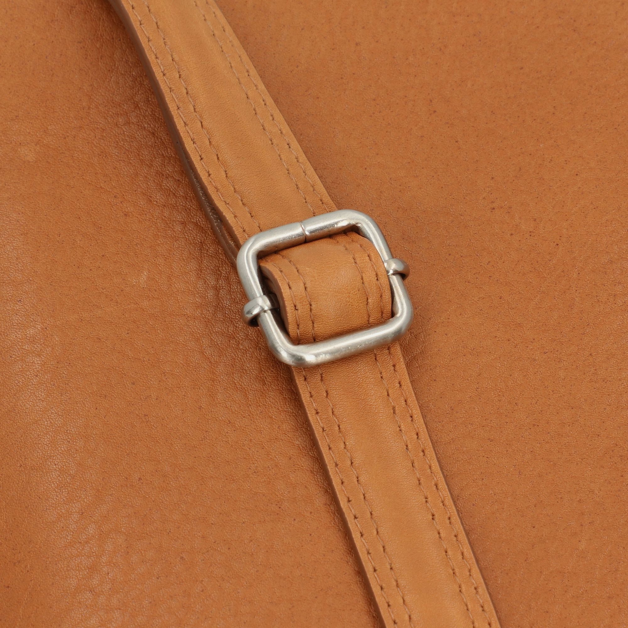 Burkely Umhängetasche Soft Skylar, Leder
