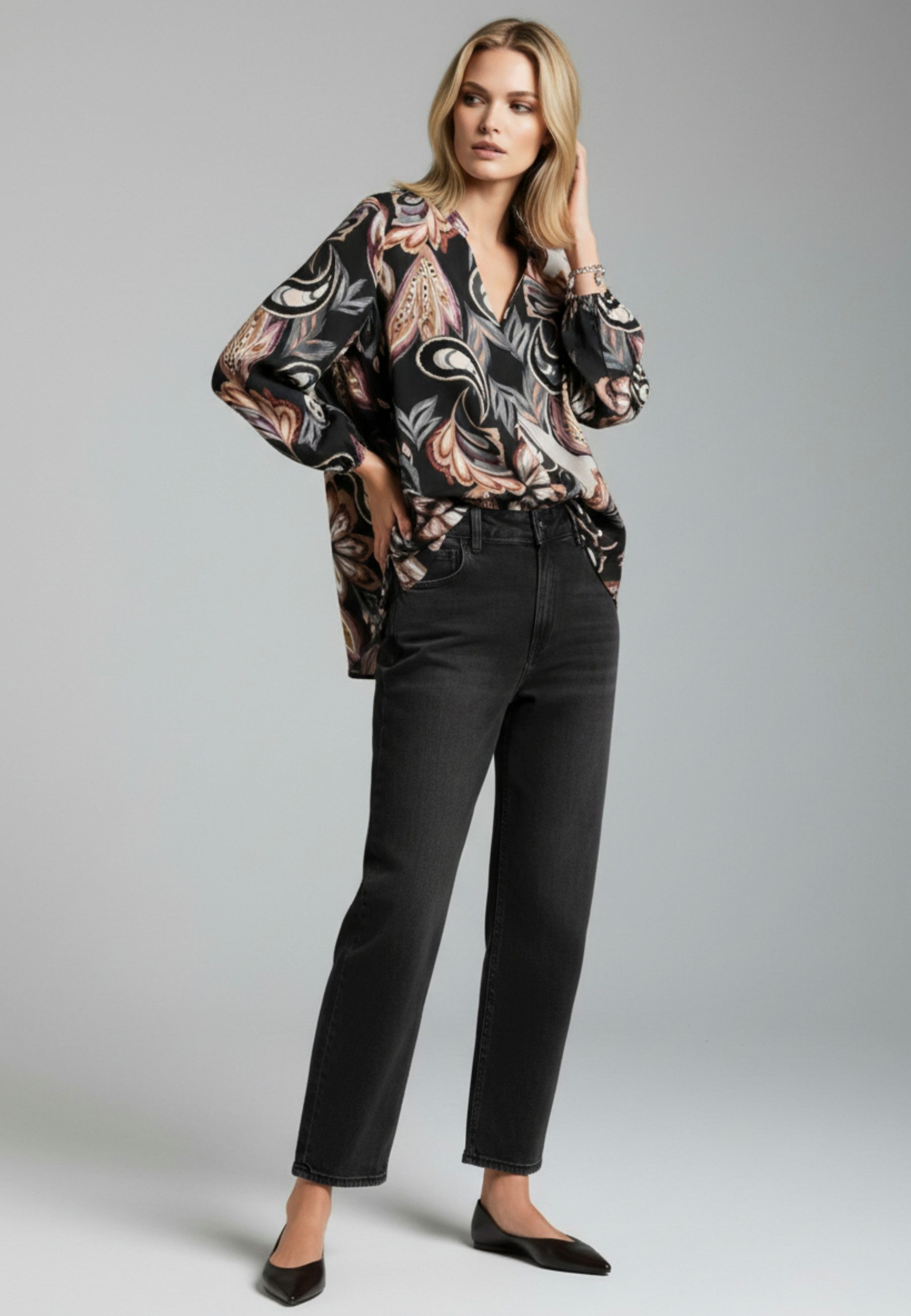 Andijamo-Fashion Schlupfbluse MIDNIGHT Ausdrucksvoller Paisley Blumendruck, günstig online kaufen