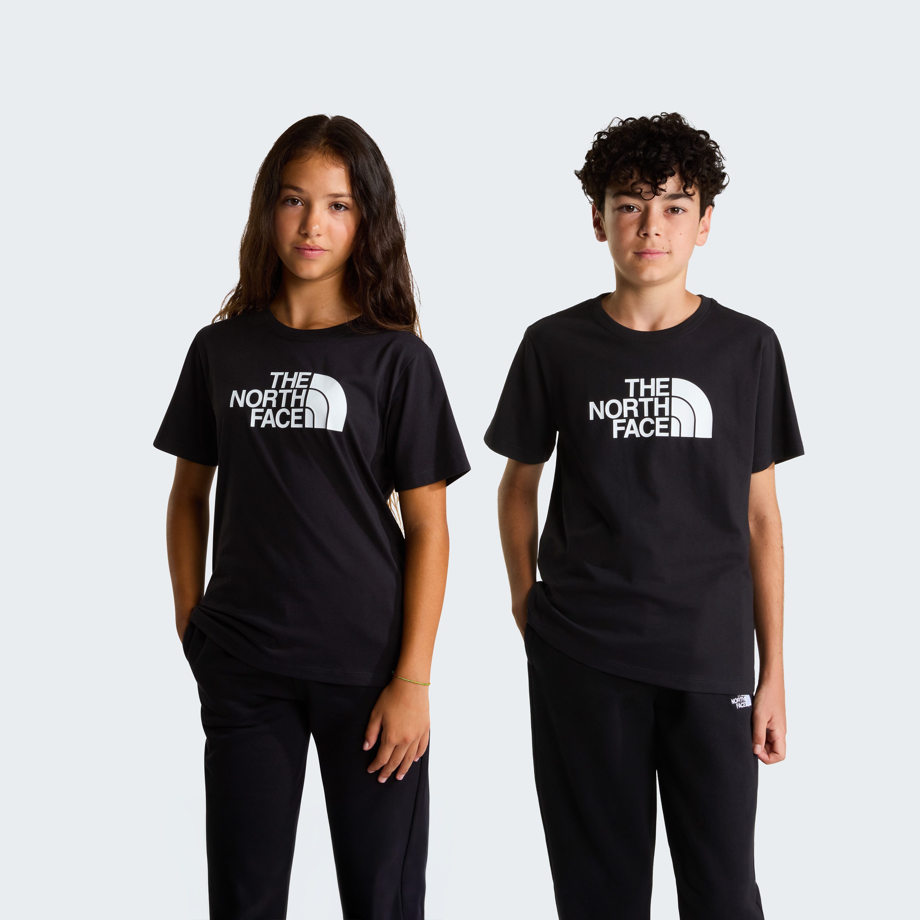 The North Face T-Shirt TEEN EVOLUTION HALF DOME SS TEE für Jugendliche, mit sportlichem Stil, Kurzarmdesign, aus Baumwolle