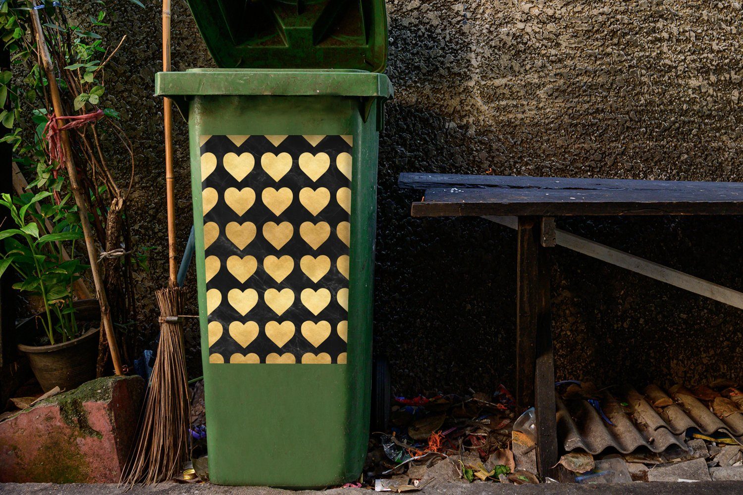 MuchoWow Wandsticker Muster Mülltonne, - - Sticker, Gold Schwarz Mülleimer-aufkleber, (1 - Herz St), Abfalbehälter Container