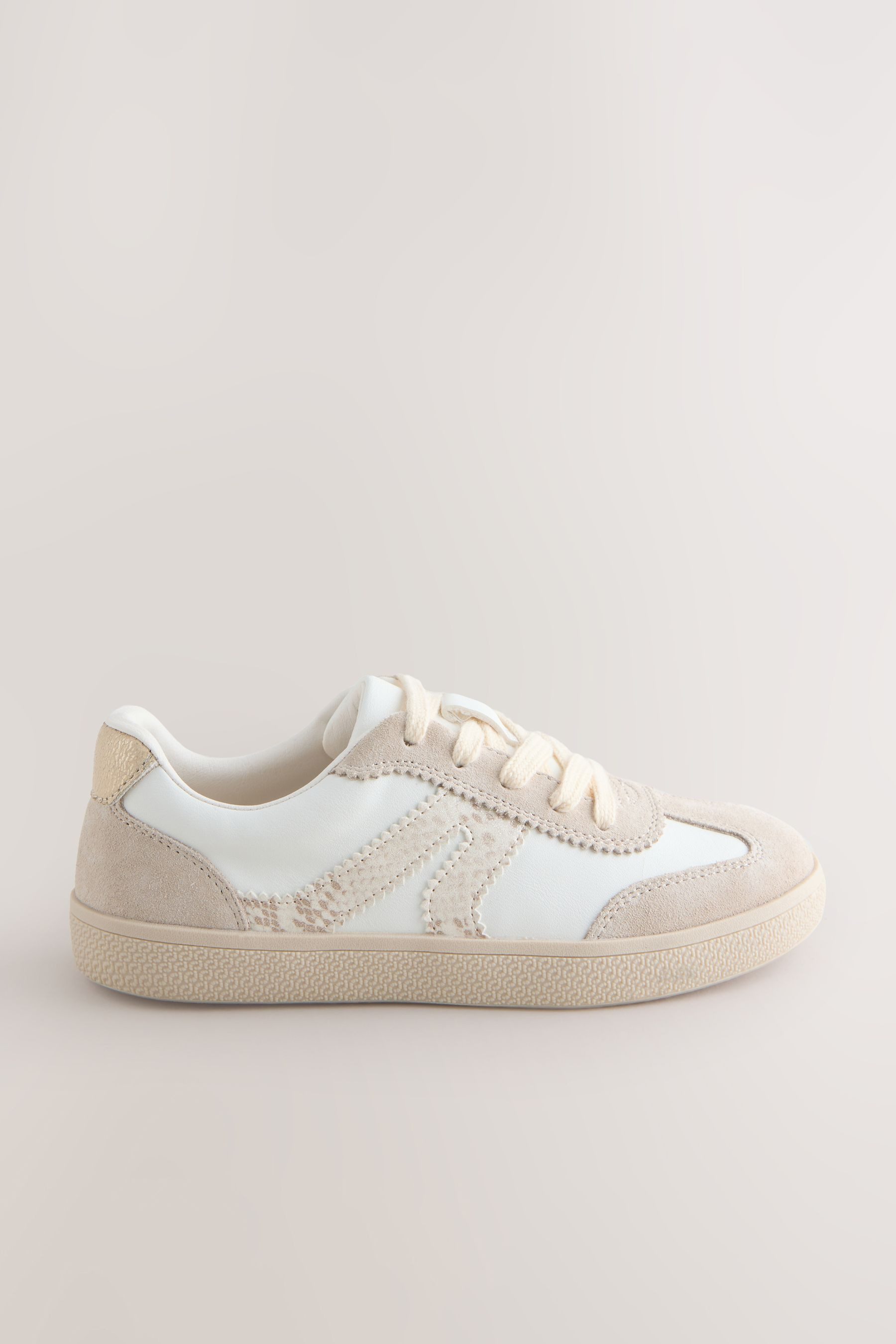 Next Sportschuh im Retro-Stil Sneaker (1-tlg)