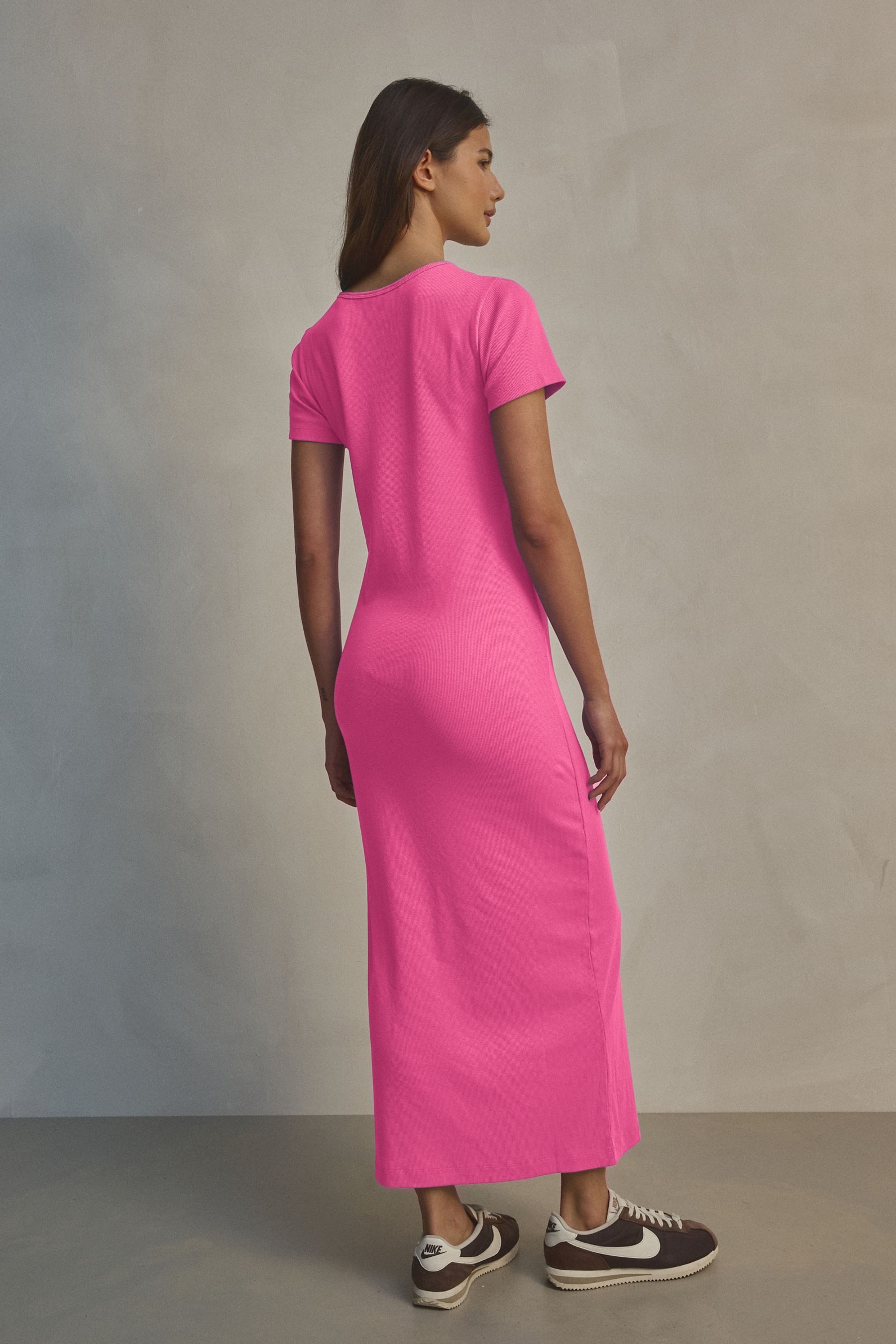 Next Maxikleid Gestuftes T-Shirt-Kleid in Maxilänge günstig online kaufen