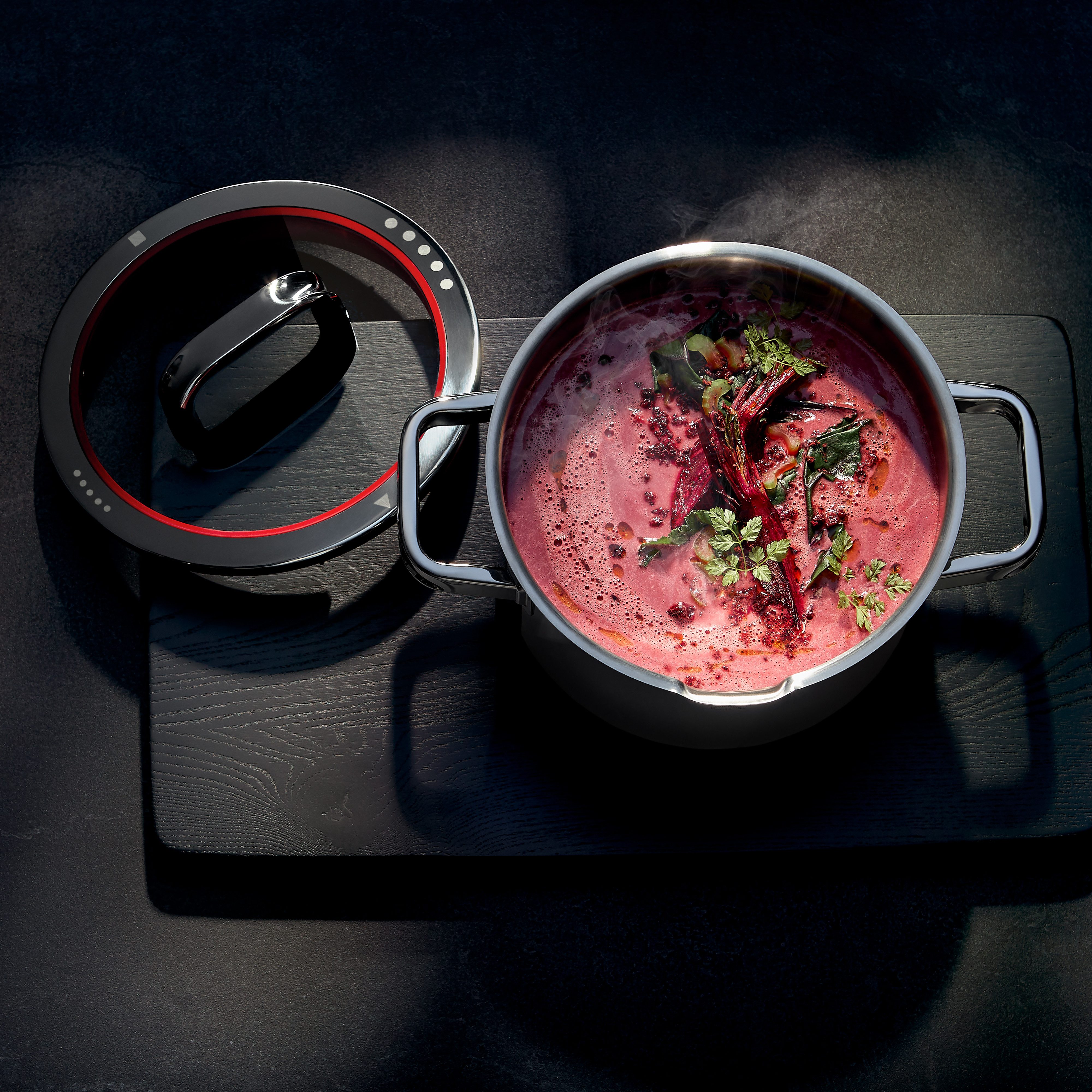 WMF Gemüsetopf Function 4, Induktionstopf spülmaschinengeeignet, Cromargan® Edelstahl Rostfrei 18/10 (2-tlg), wärmereduzierende Griffe, mit 4 Abgießfunktionen, Innenskalierung