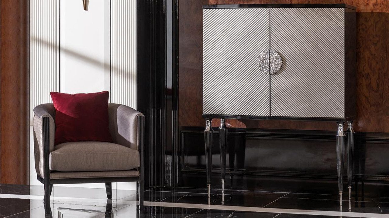 Xlmoebel Barschrank Ohrensessel mit grauem Stoffbezug und stilvollem Barschrank (2-St., Sessel + Barschrank) Hergestellt in Europa