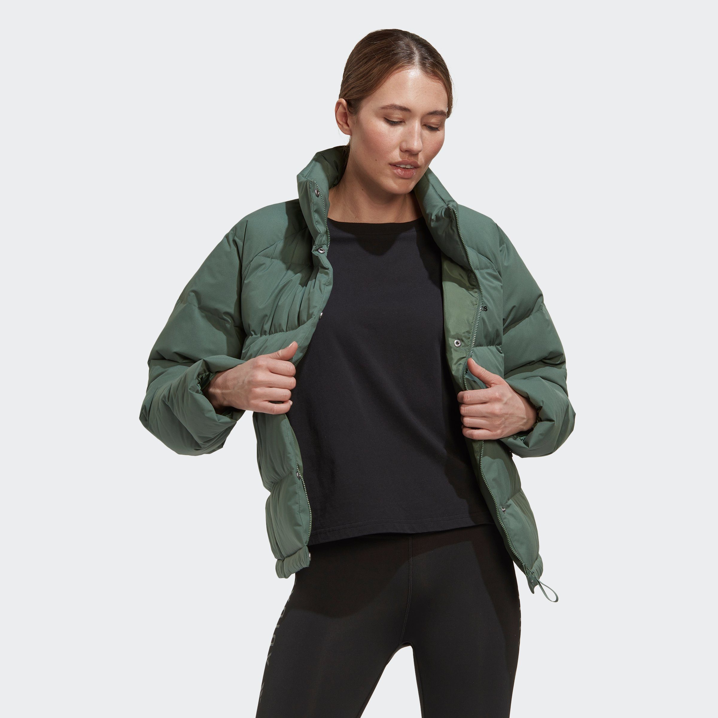 adidas Sportswear RELAXED Outdoorjacke HELIONIC grün DAUNENJACKE