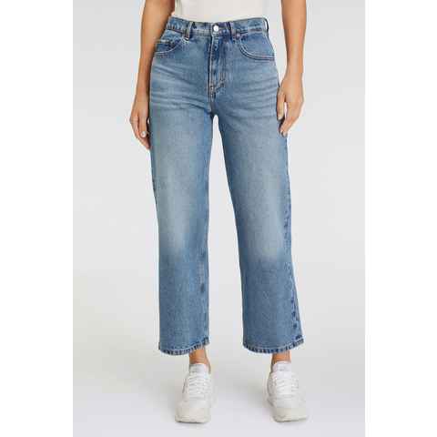 BOSS ORANGE High-waist-Jeans Ruth High Rise Hochbund High Waist Premium Denim Jeans mit Leder-Badge