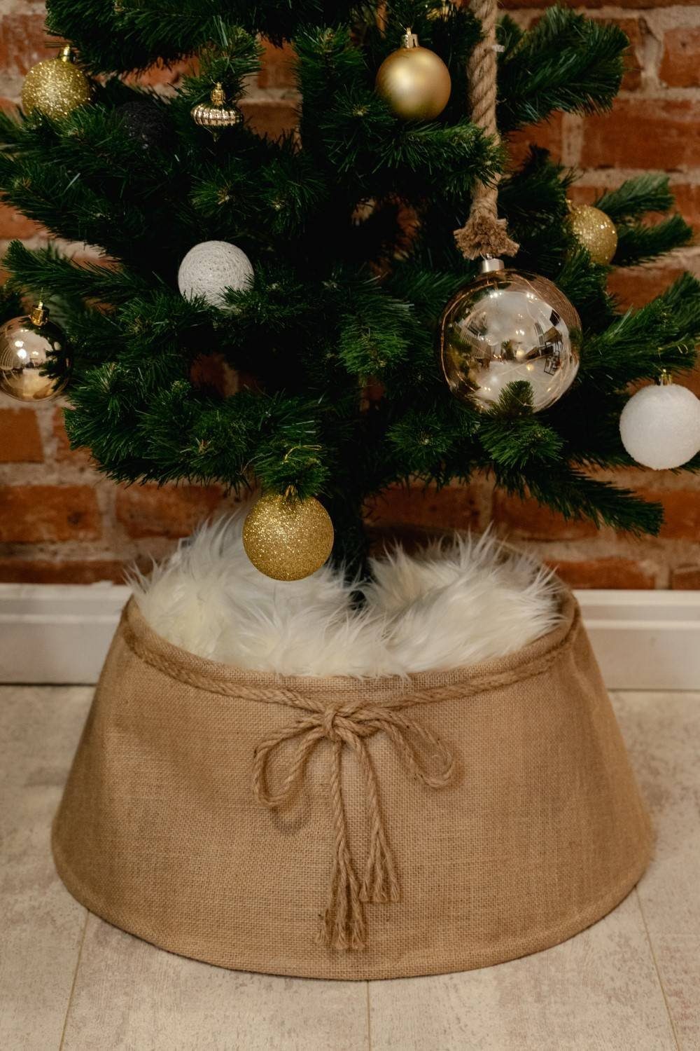 Home & styling collection Weihnachtsbaumkugel Weihnachtskugel LED mit Schnürchen, Ø 12 cm, beige